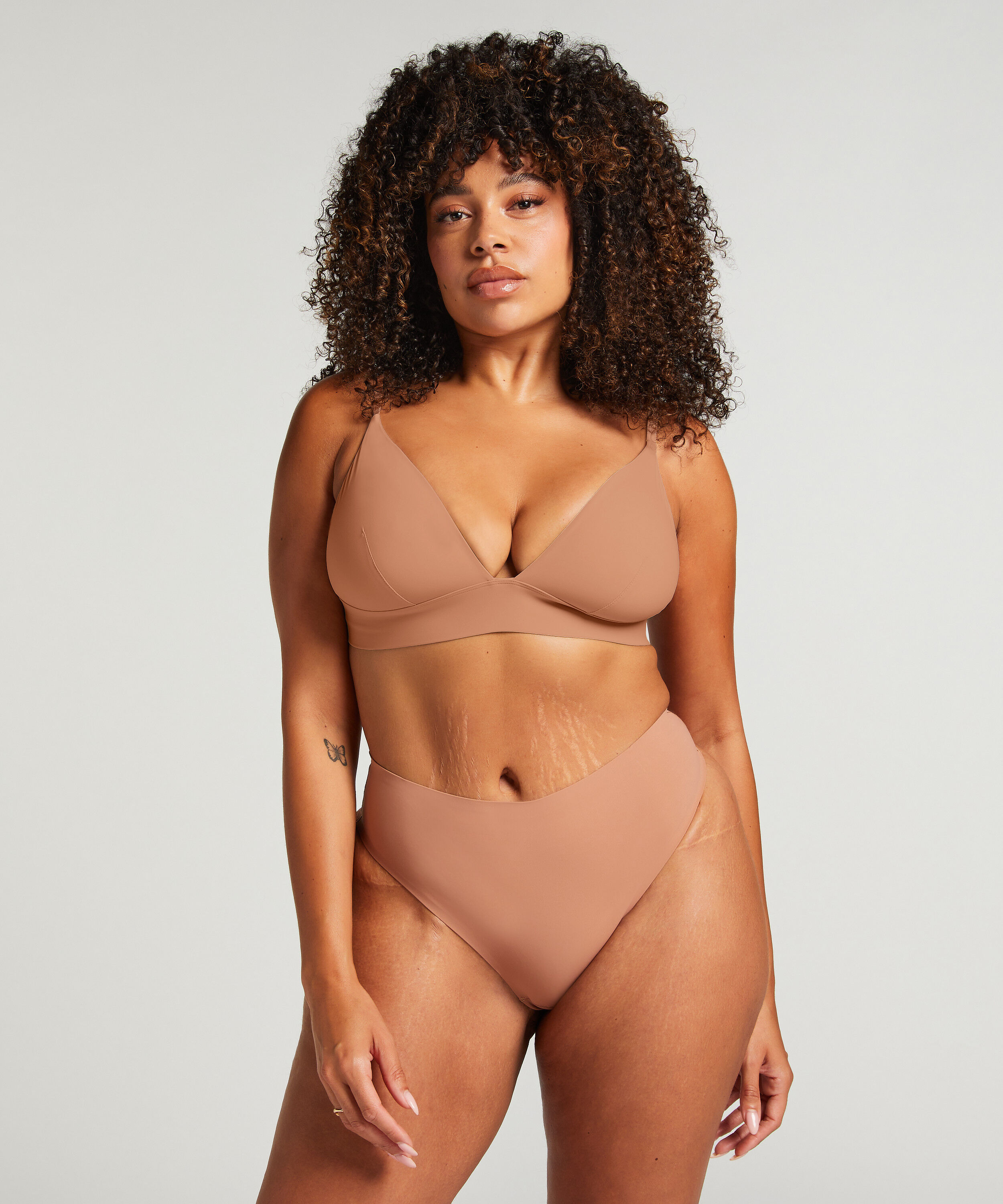 Tanga Smooth
