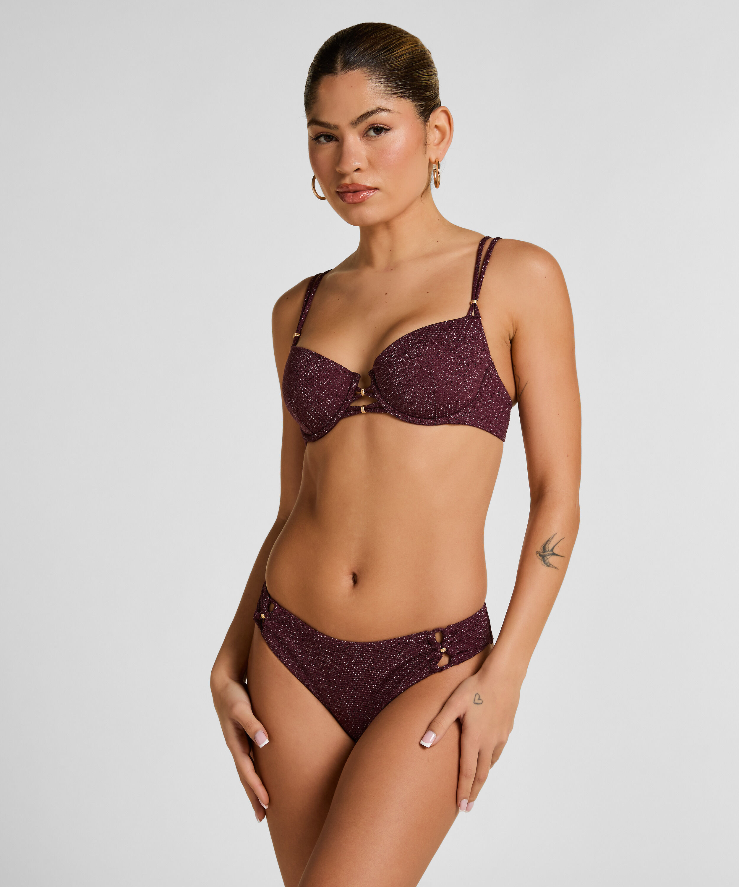 Braguita de Bikini Panama, Morado