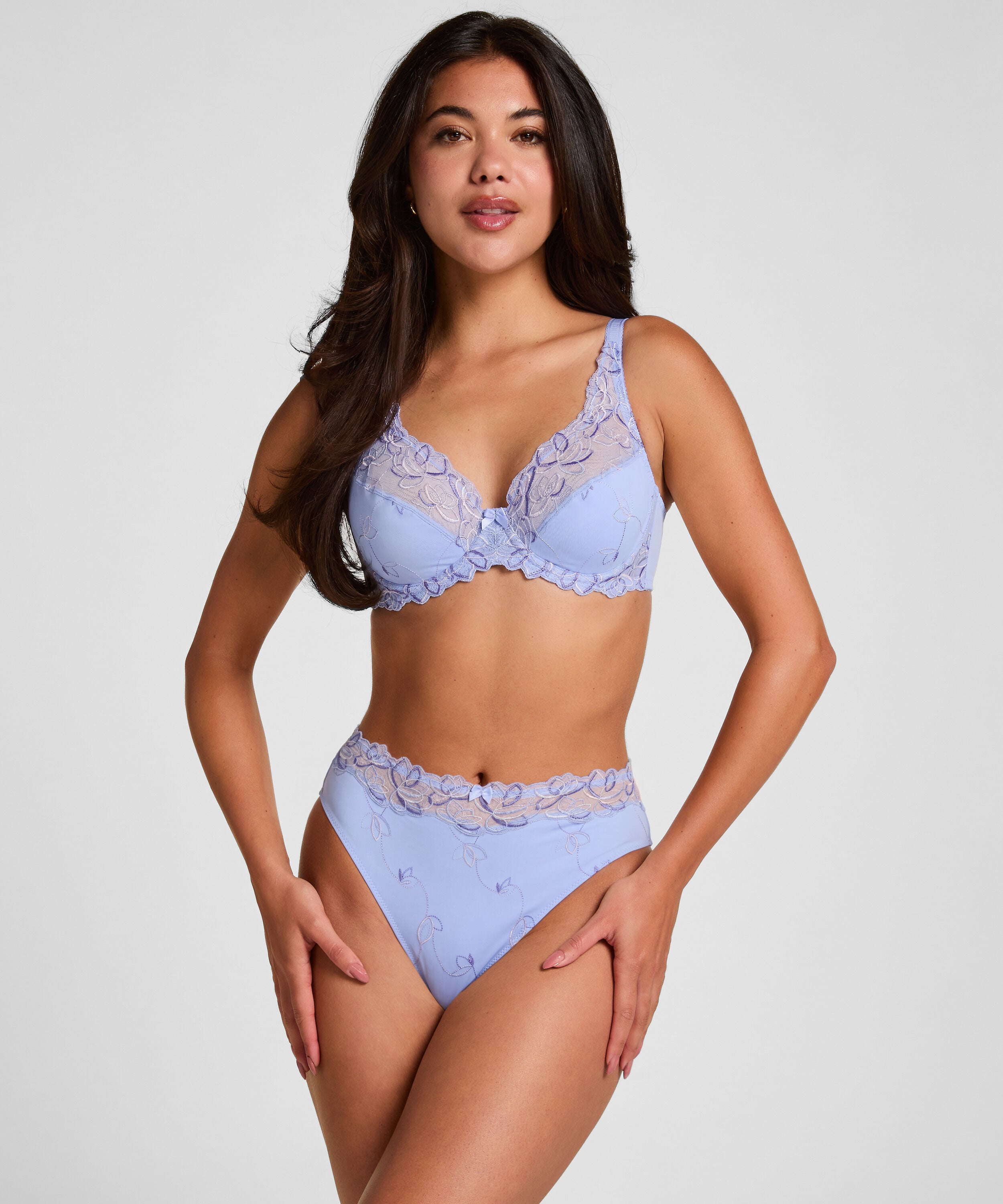Braguita Diva, Morado