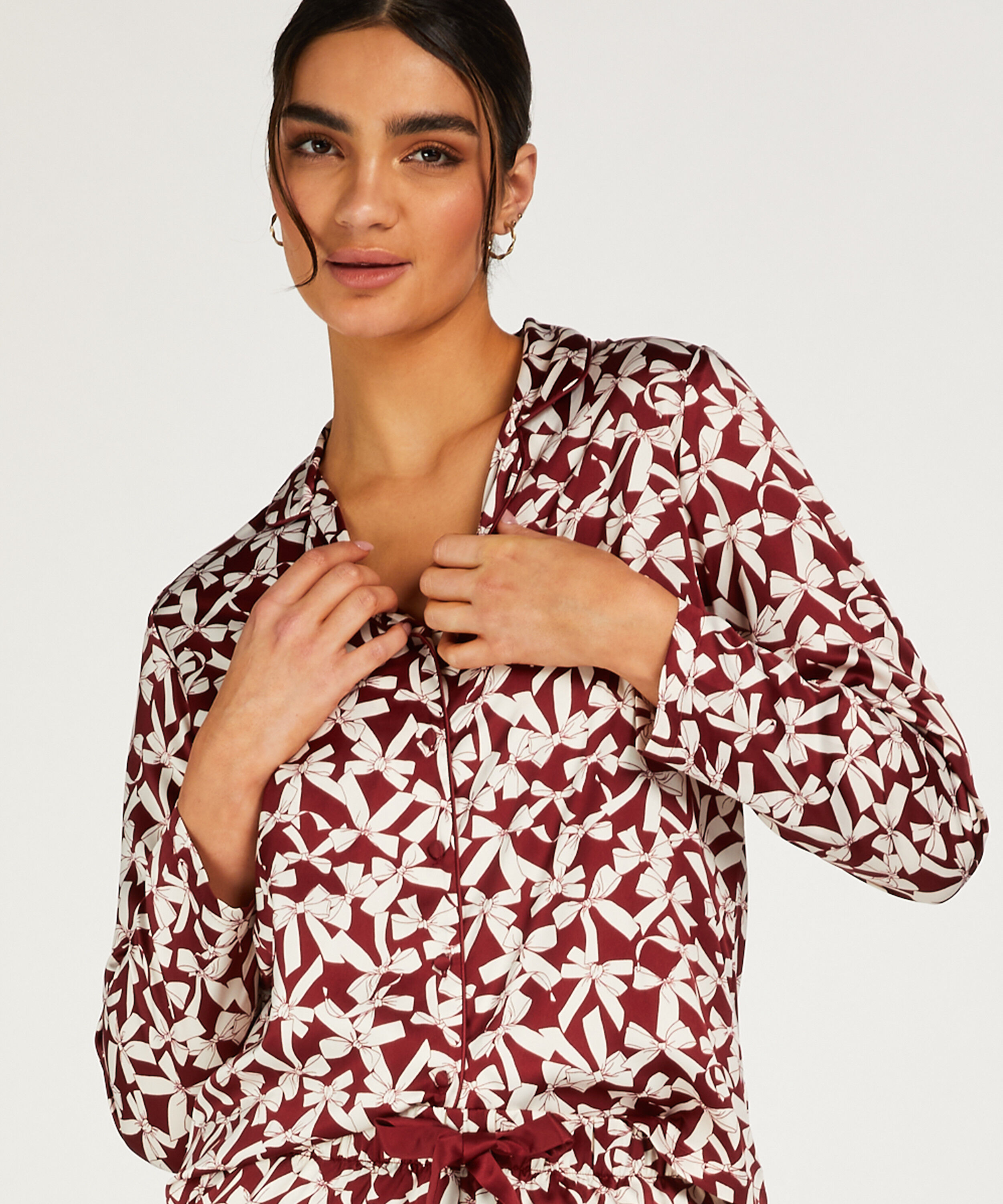 Chaqueta de manga larga y sat&eacute;n, Rojo