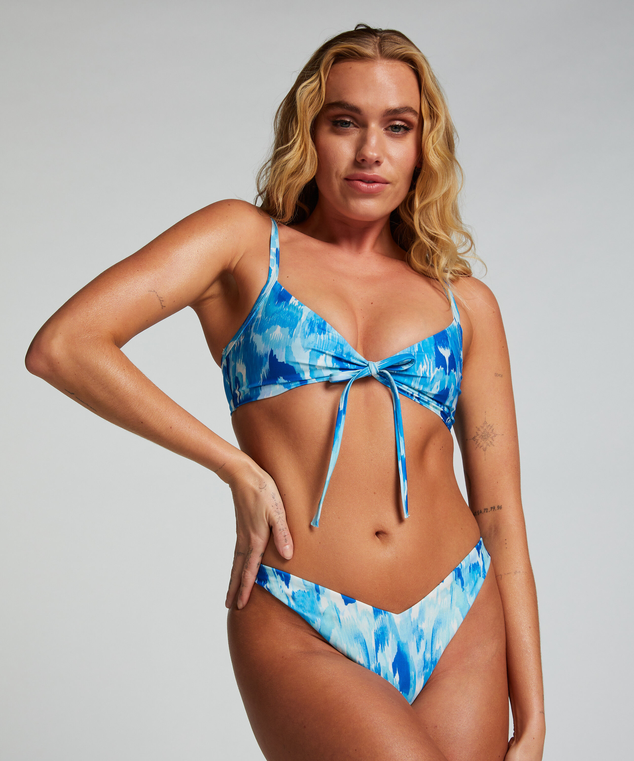 Braguita de Bikini de Corte Alto Paraguay, Azul