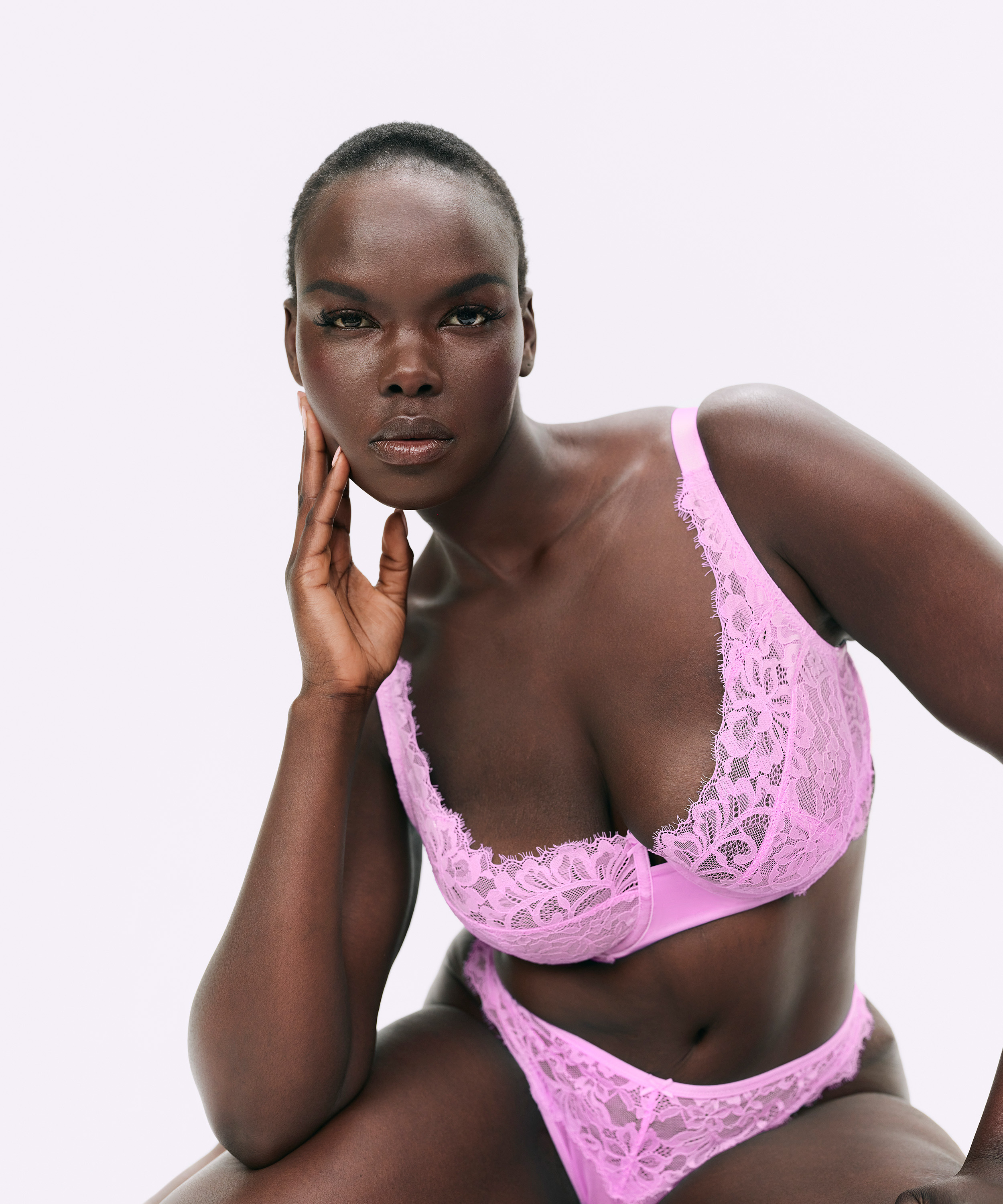 Brasileña Isabella, Rosa, main