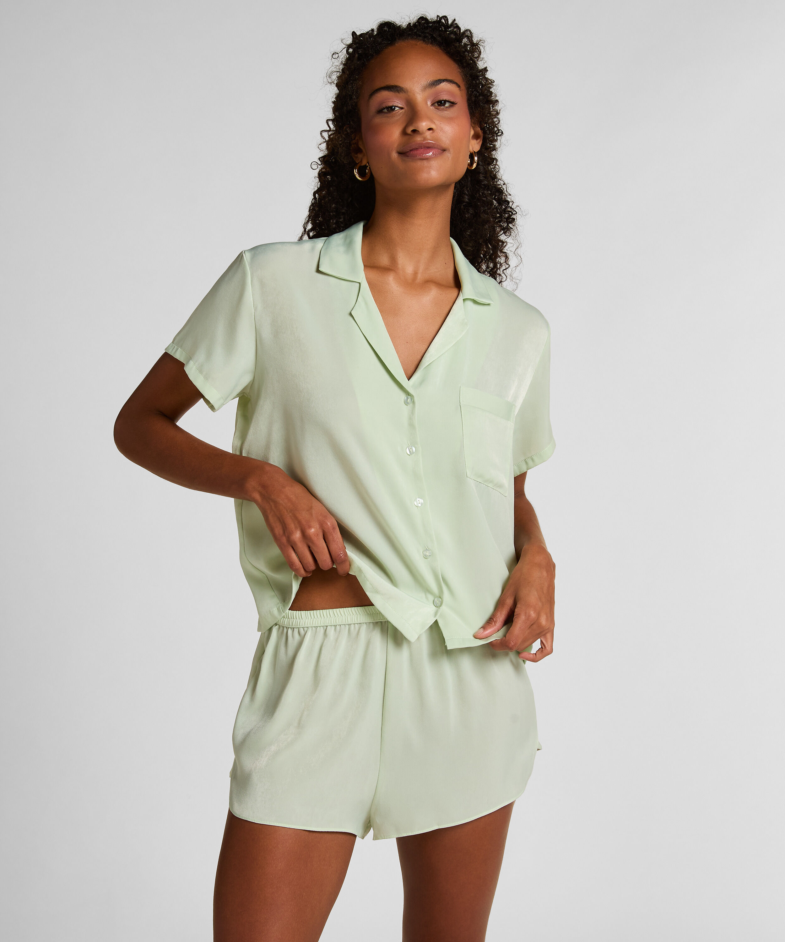 Short de satén Minimal, Verde