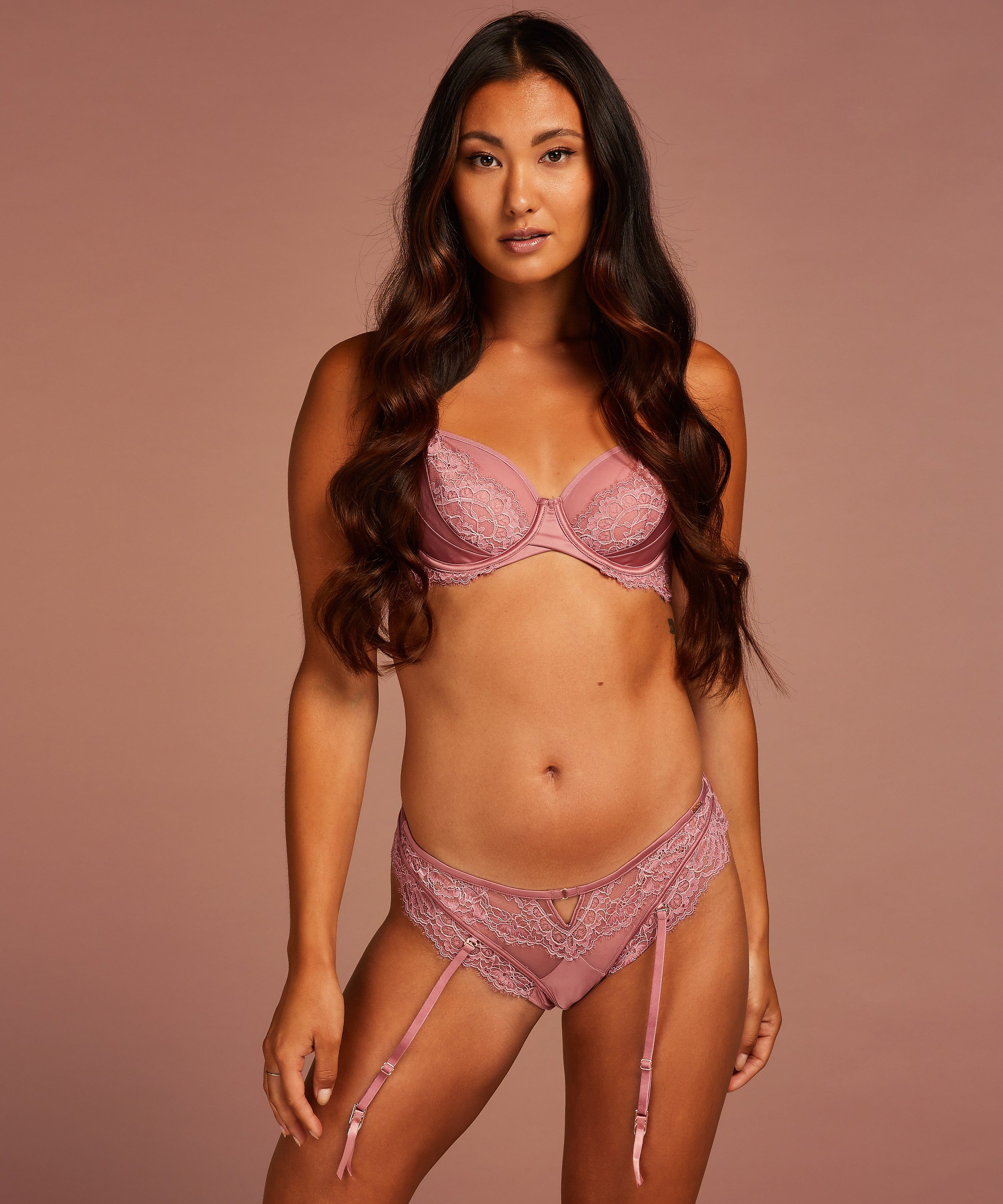 Braguita brasile&ntilde;a alta Cecile, Rosa, main