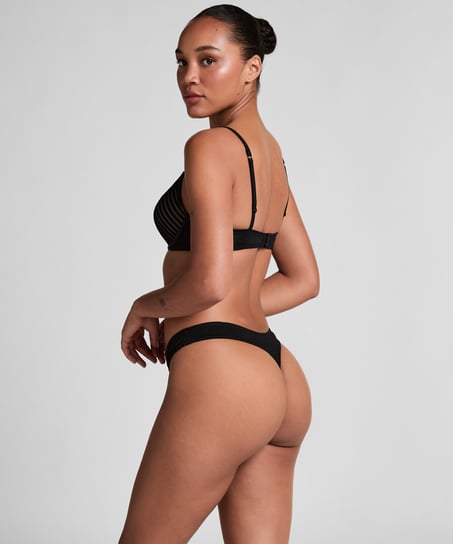 Tanga Pia, Negro