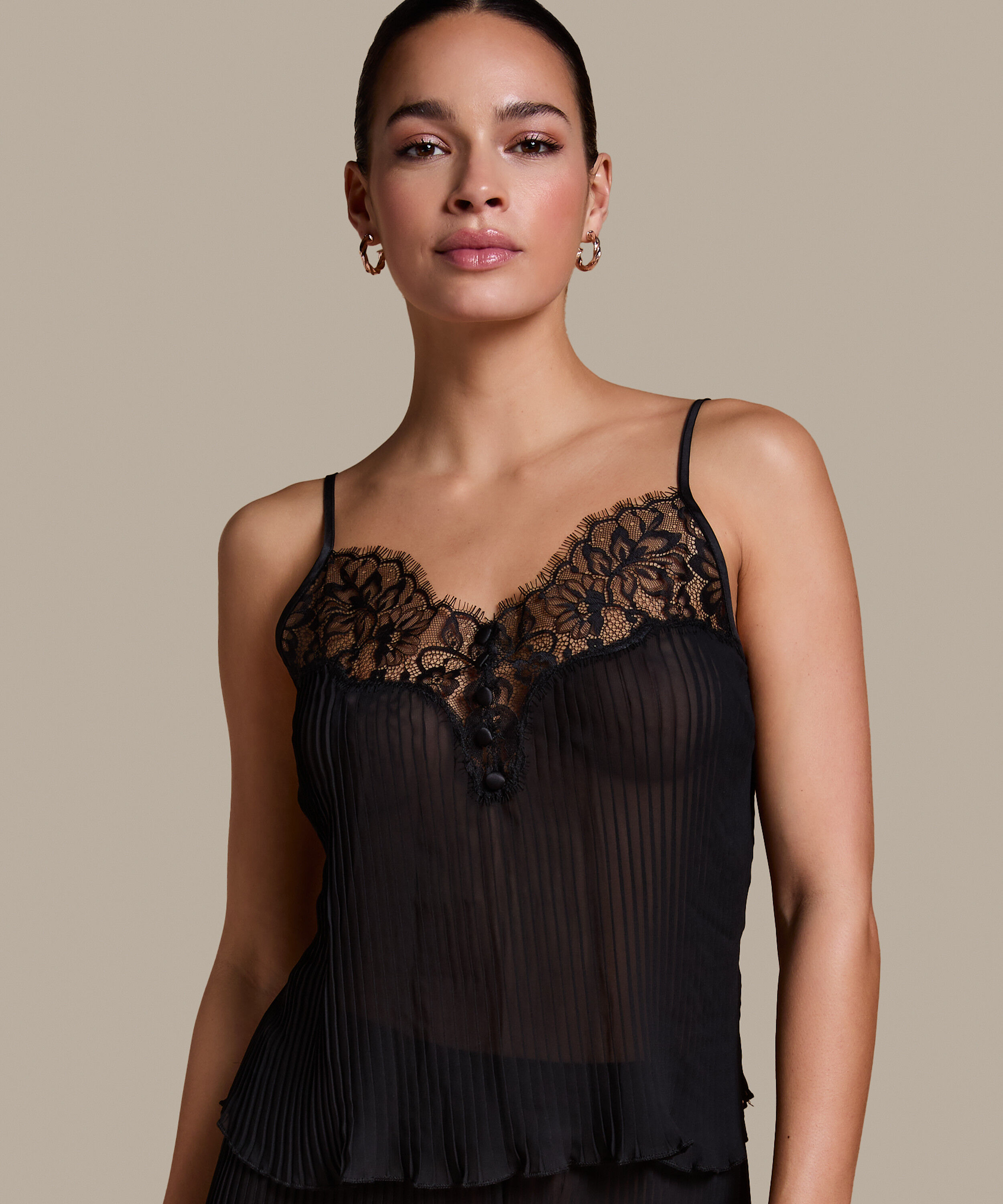 Camisa plisada de encaje, Negro