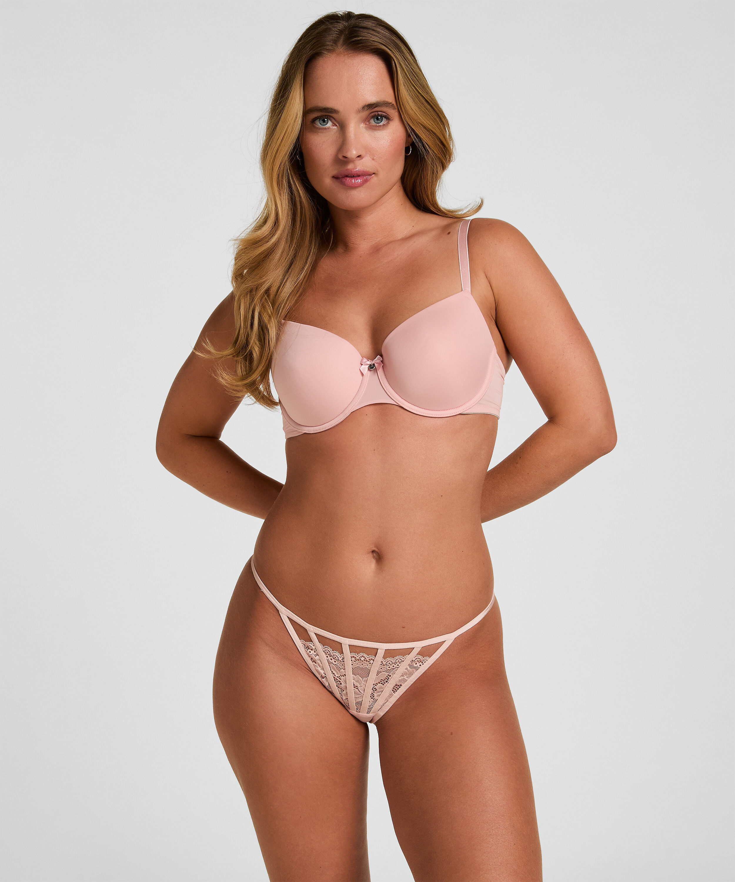 Tanga Maxi, Rosa