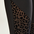 Leggings deportivos con estampado de leopardo de cintura alta HKMX, Negro