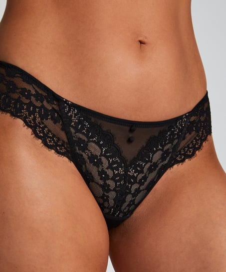 Tanga Daisy, Negro