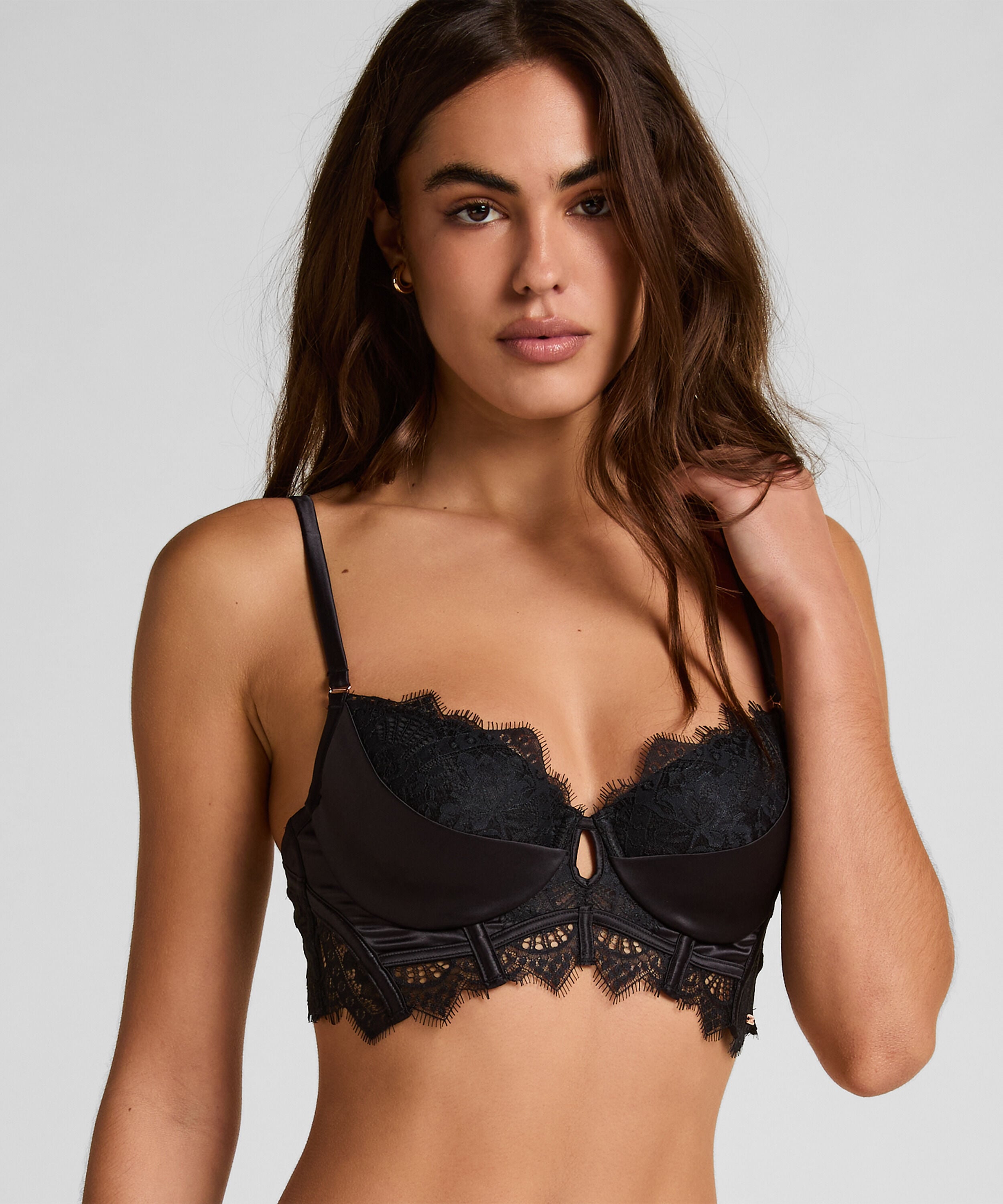 Sujetador longline de aros preformado Zoe, Negro