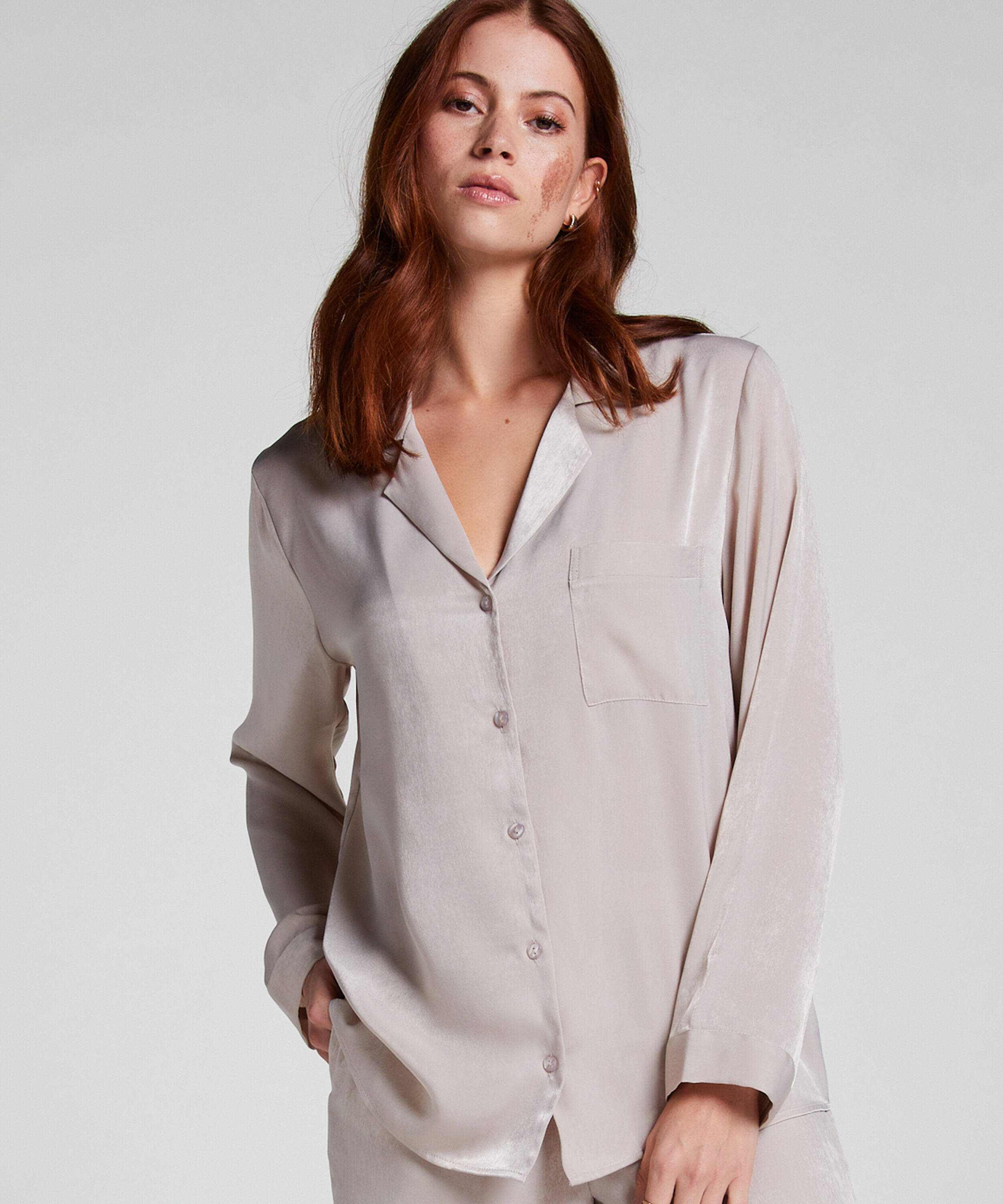 Chaqueta de manga larga y satén, Beige