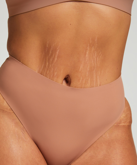 Tanga Smooth, Marr&oacute;n