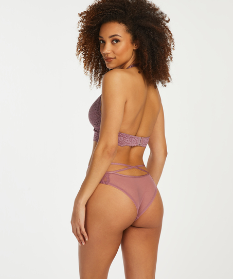 Brasileña Isabelle, Morado