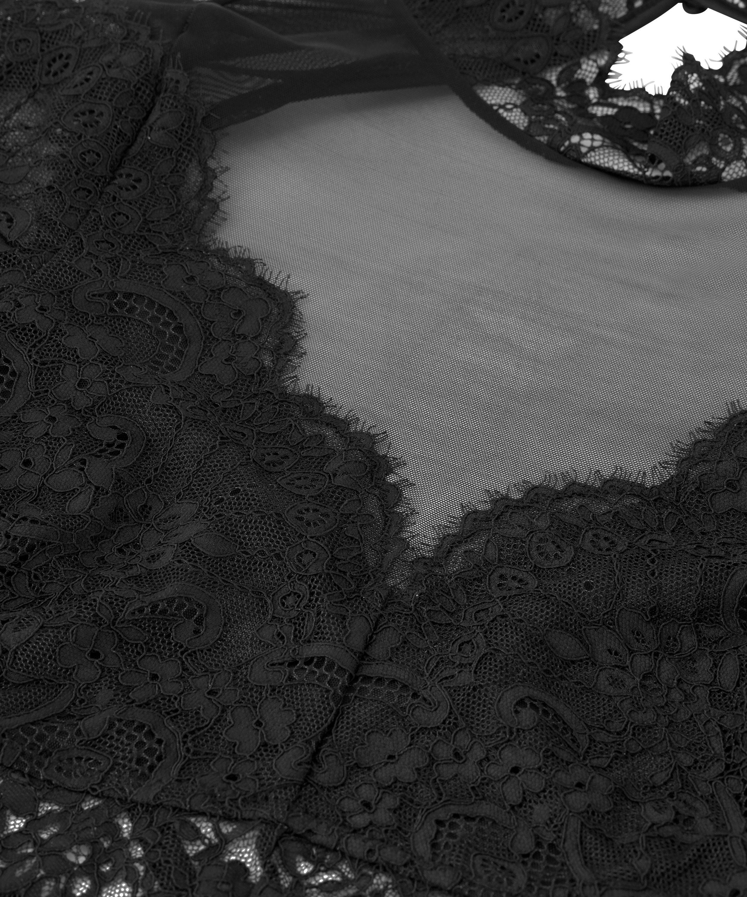 Body Deanne, Negro, main