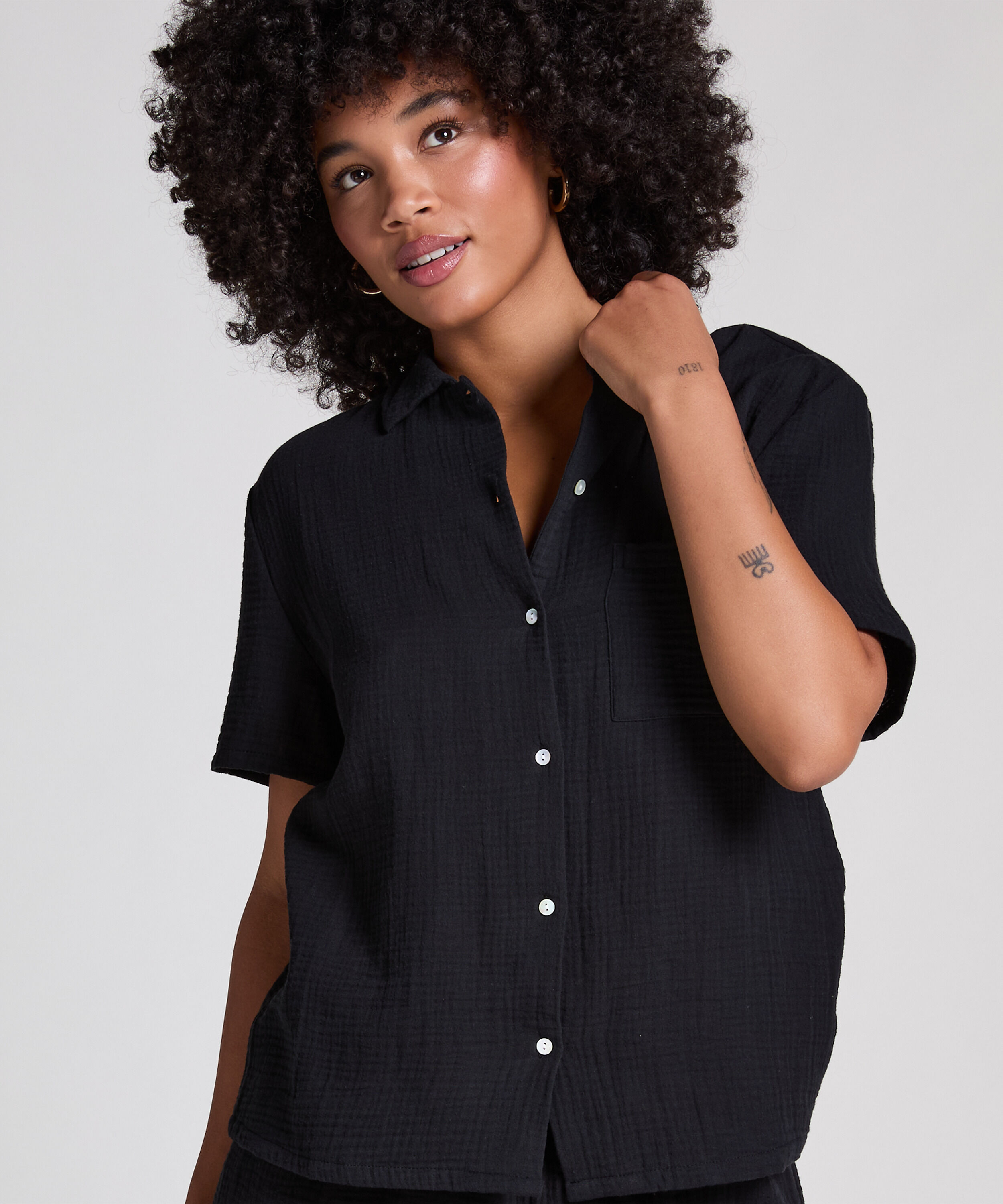 Chaqueta de muselina, Negro