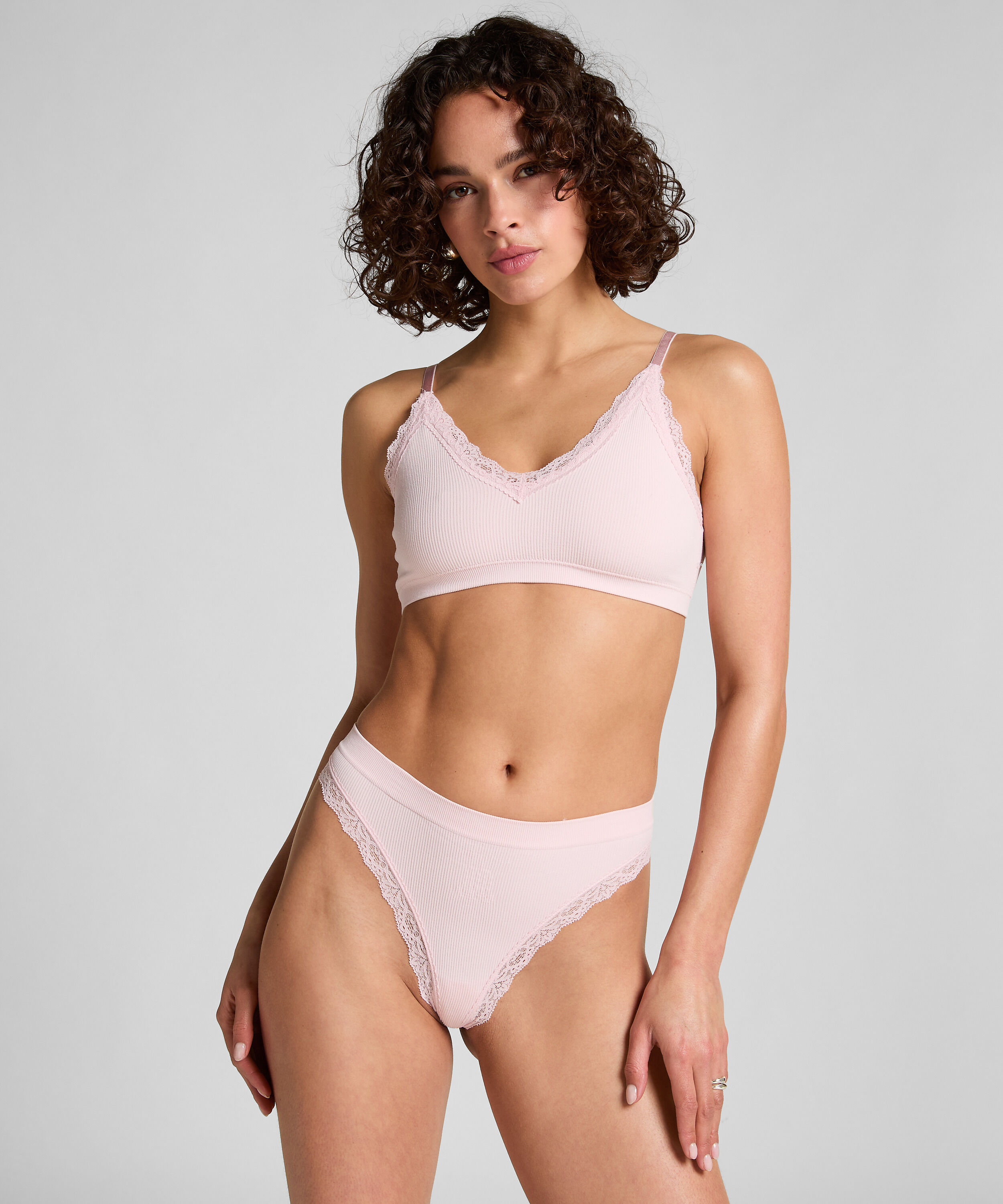 Tanga Lola, Rosa