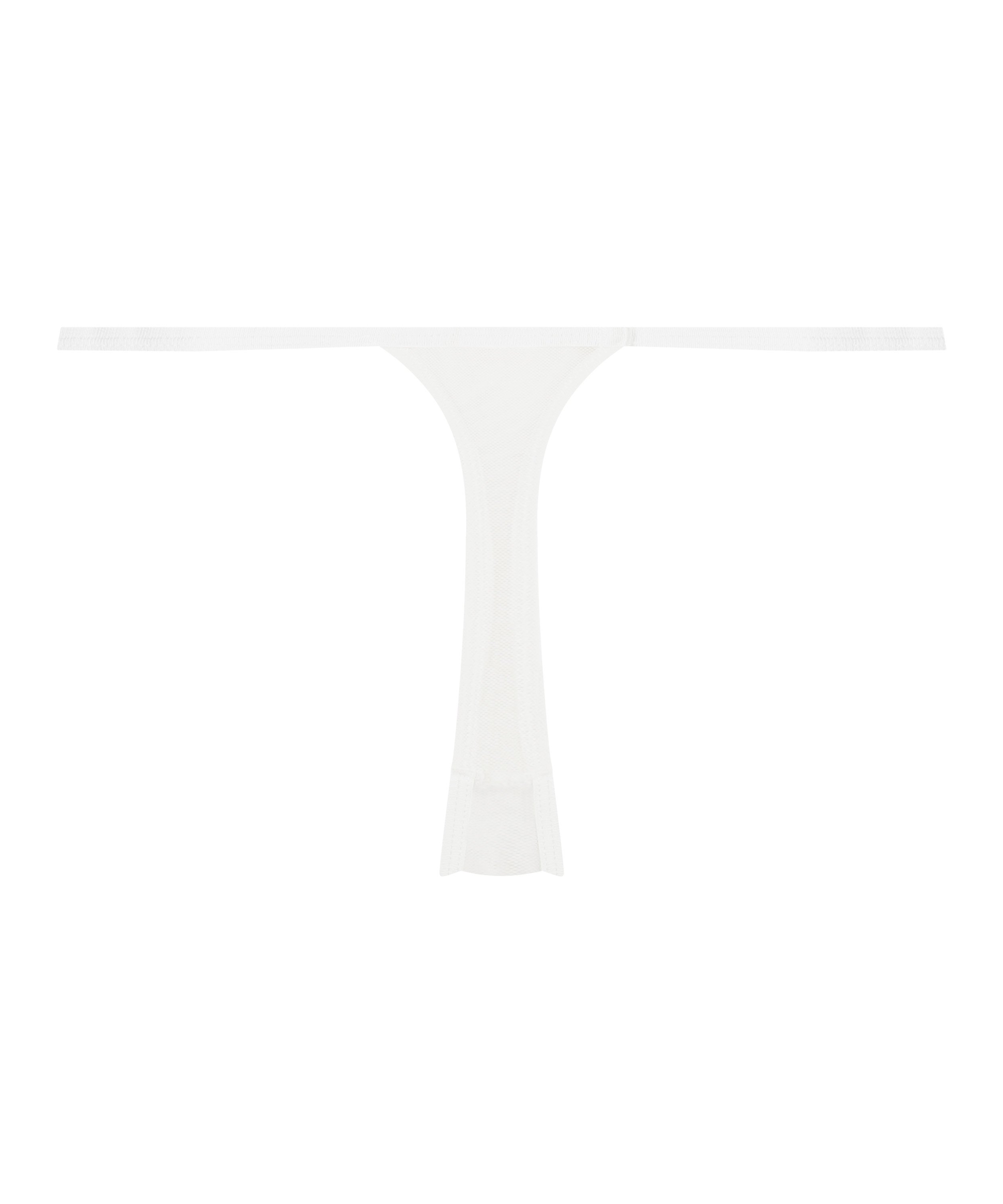 Tanga Maxime, Blanco, main