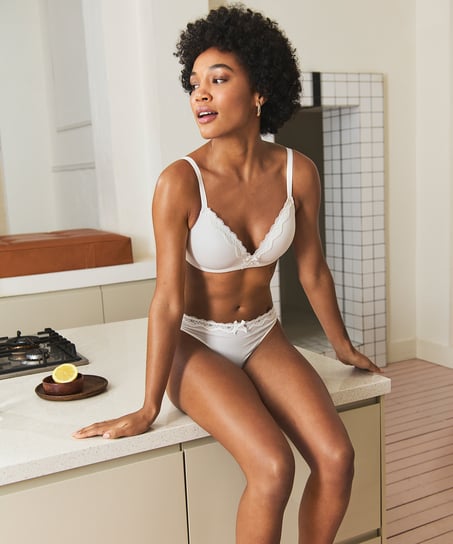 Sujetador preformado sin aros Lola, Blanco