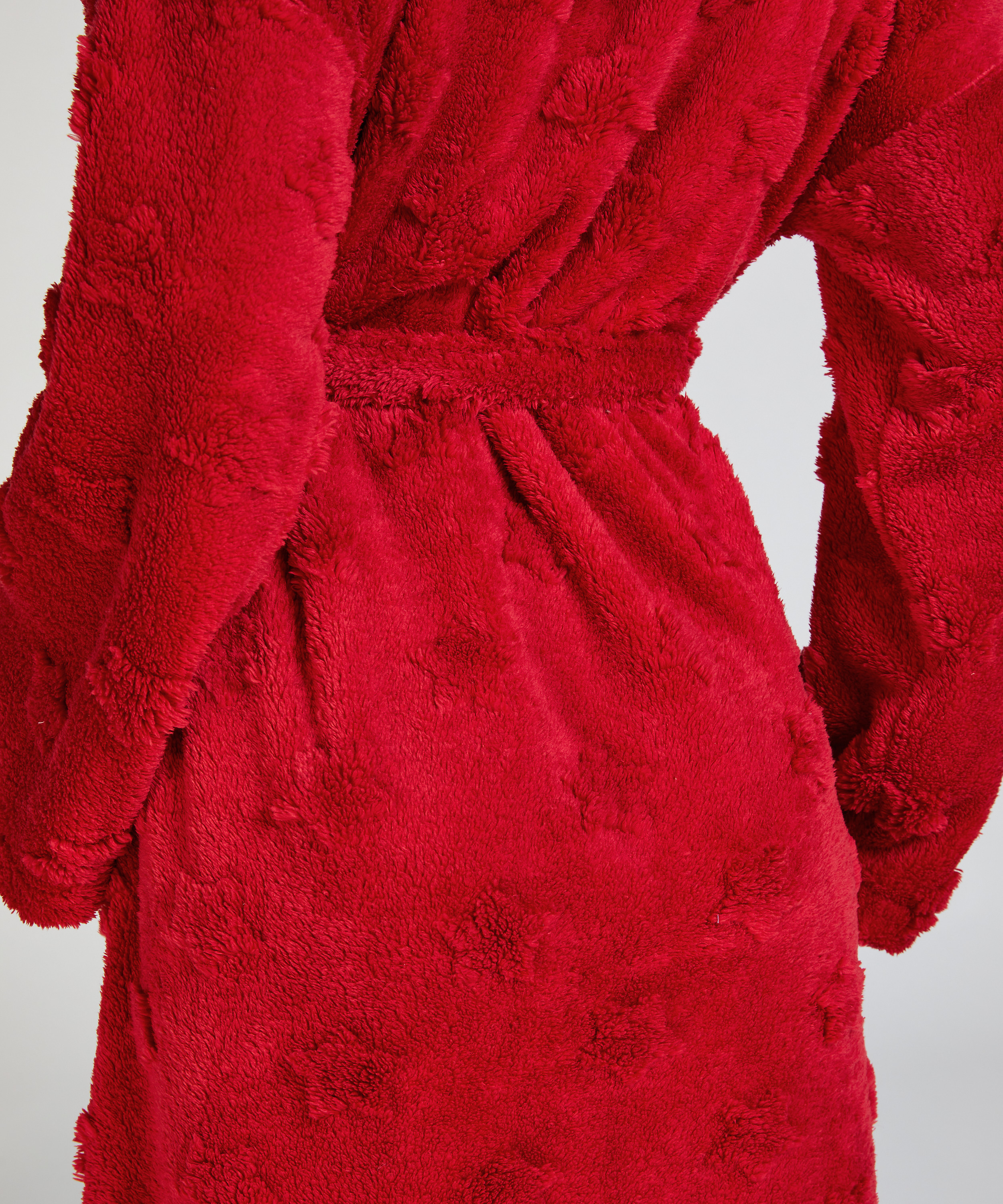 Albornoz Stars, Rojo, main