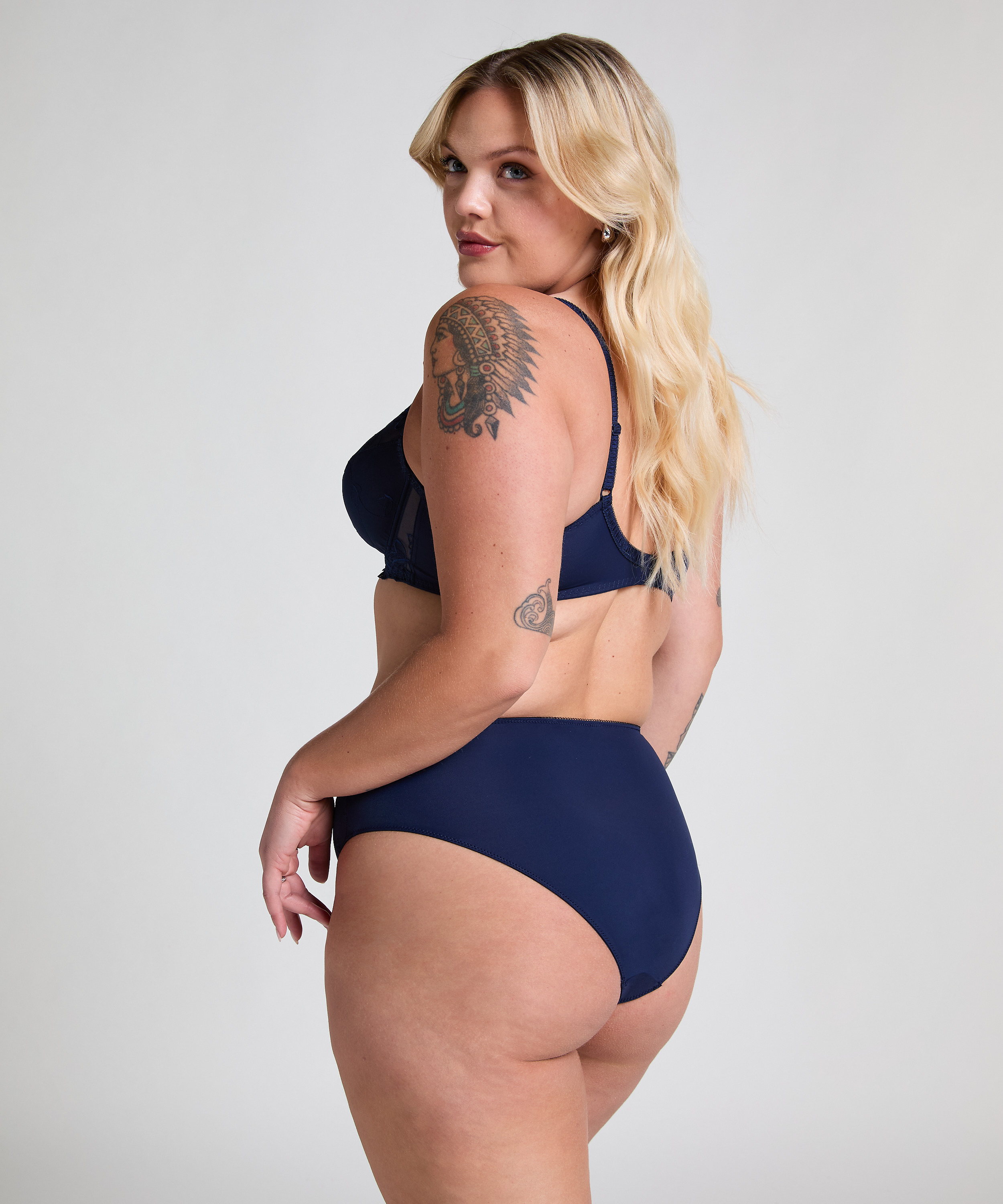 Braguita Diva, Azul, main