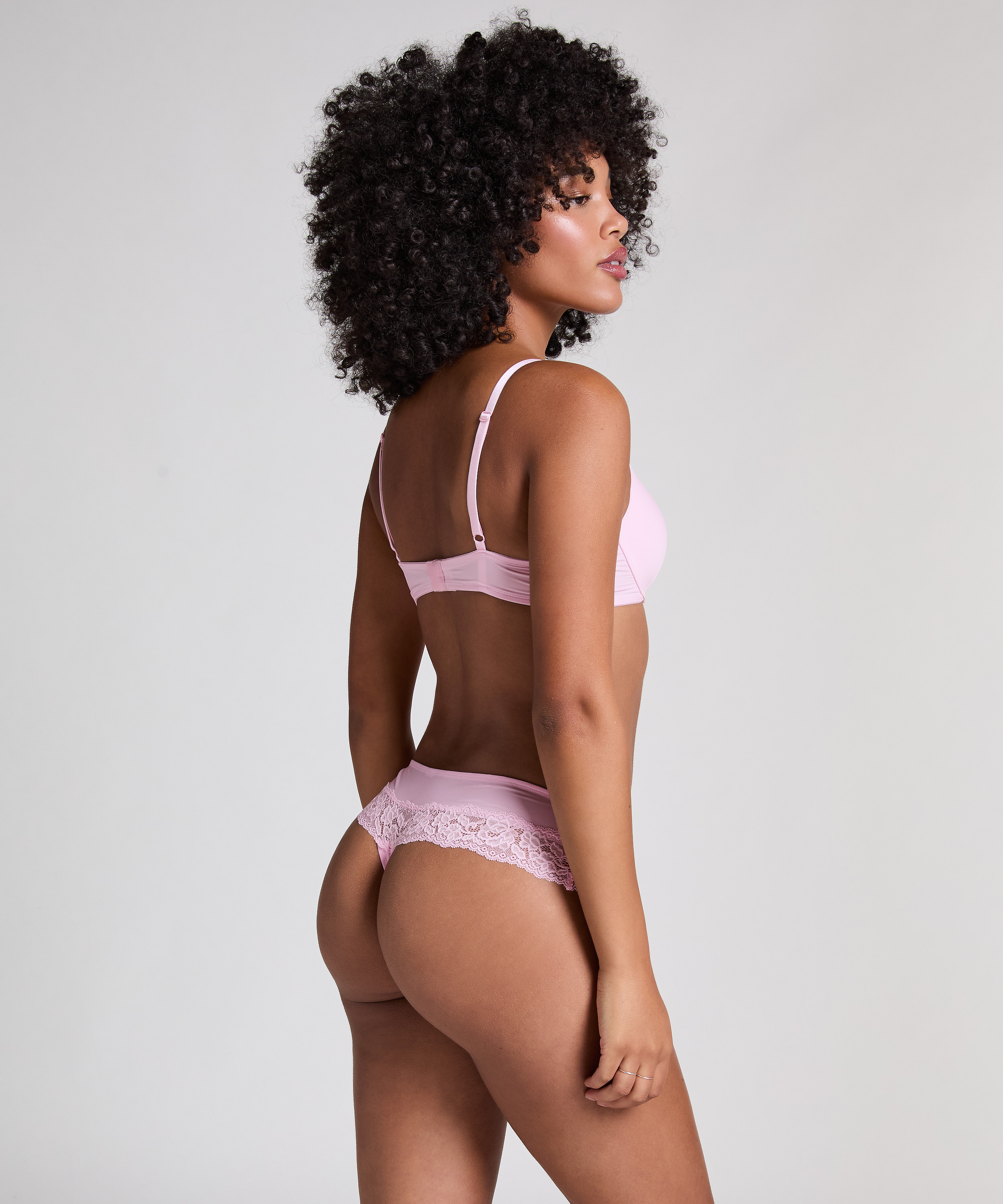 Boxertanga Paris, Rosa, main