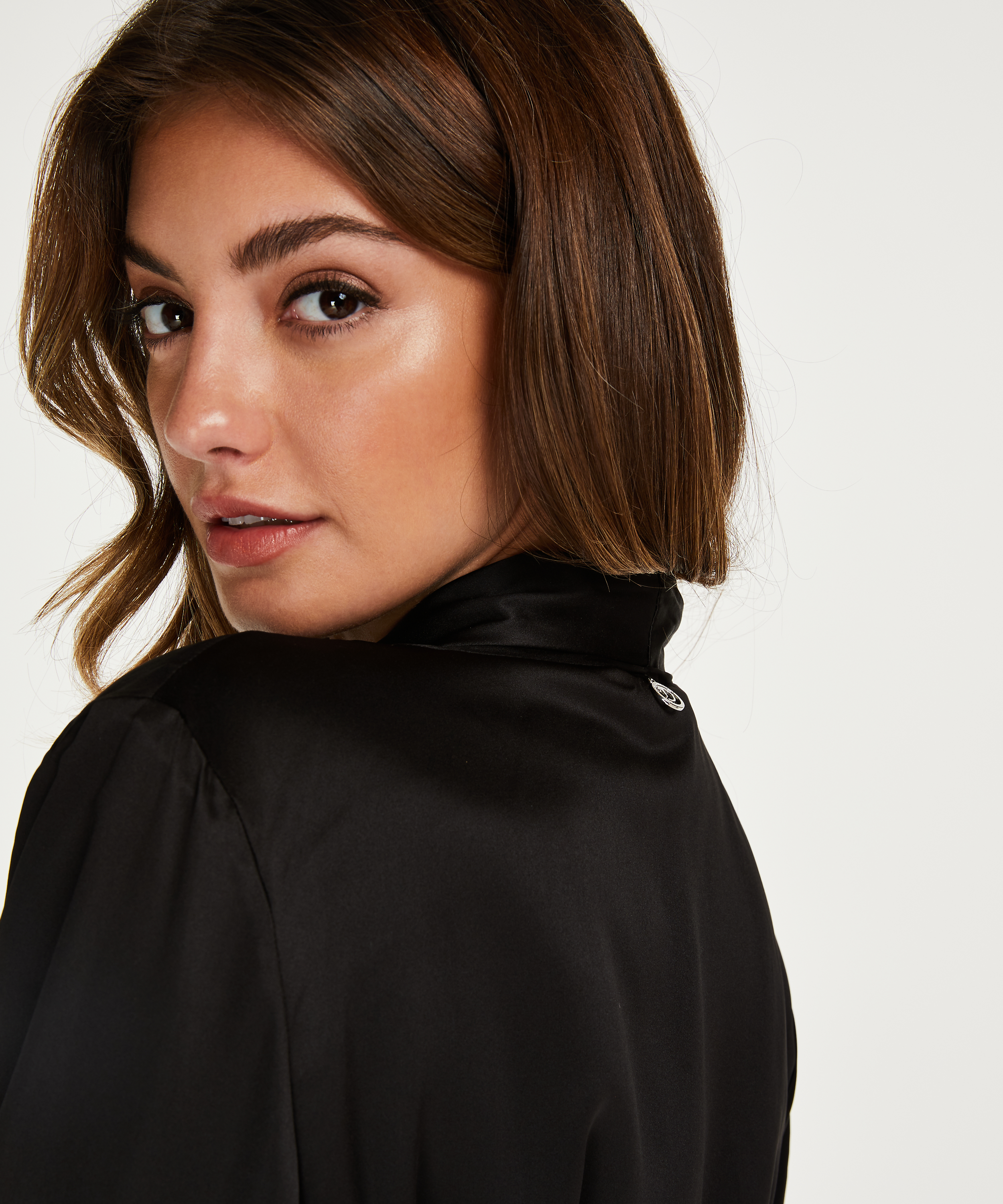 Albornoz de terciopelo satinado Doutzen, Negro, main