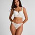 Tanga Whitney, Blanco