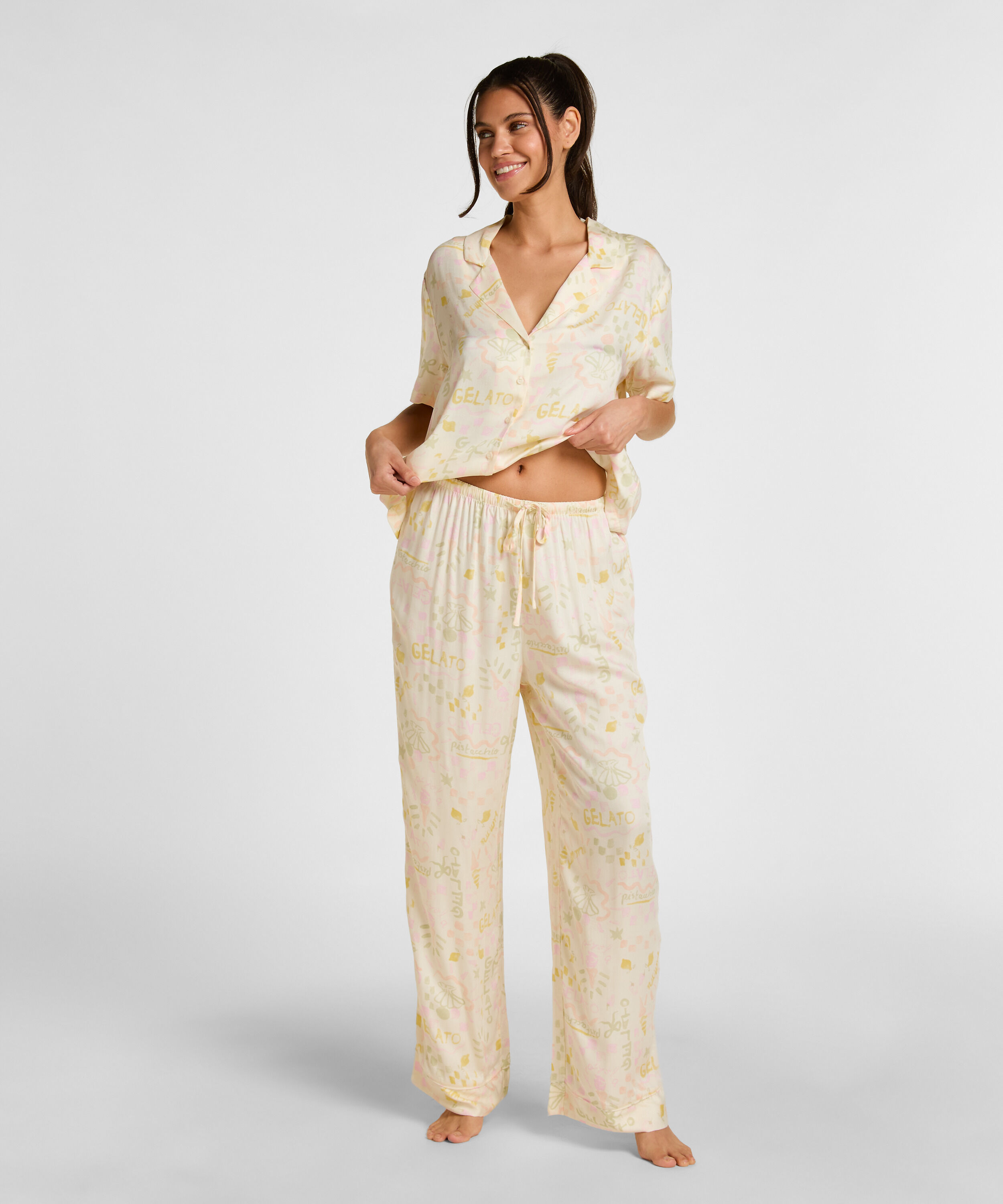 Pantalón de satén, Blanco