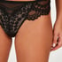 Tanga Daisy, Negro