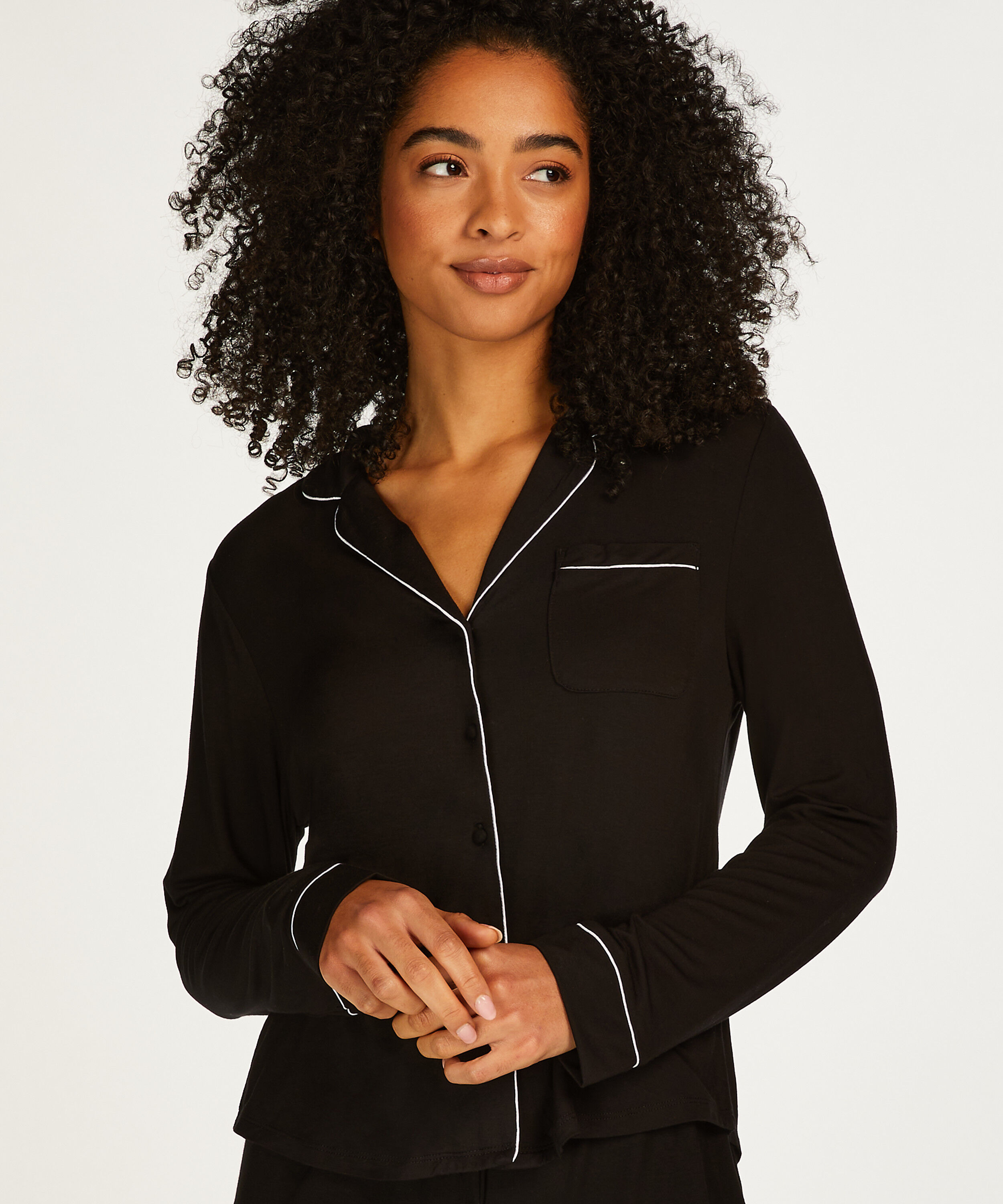 Chaqueta de manga larga de jersey Essentil, Negro