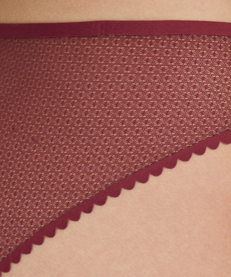 Braguita brasileña invisible, Rojo