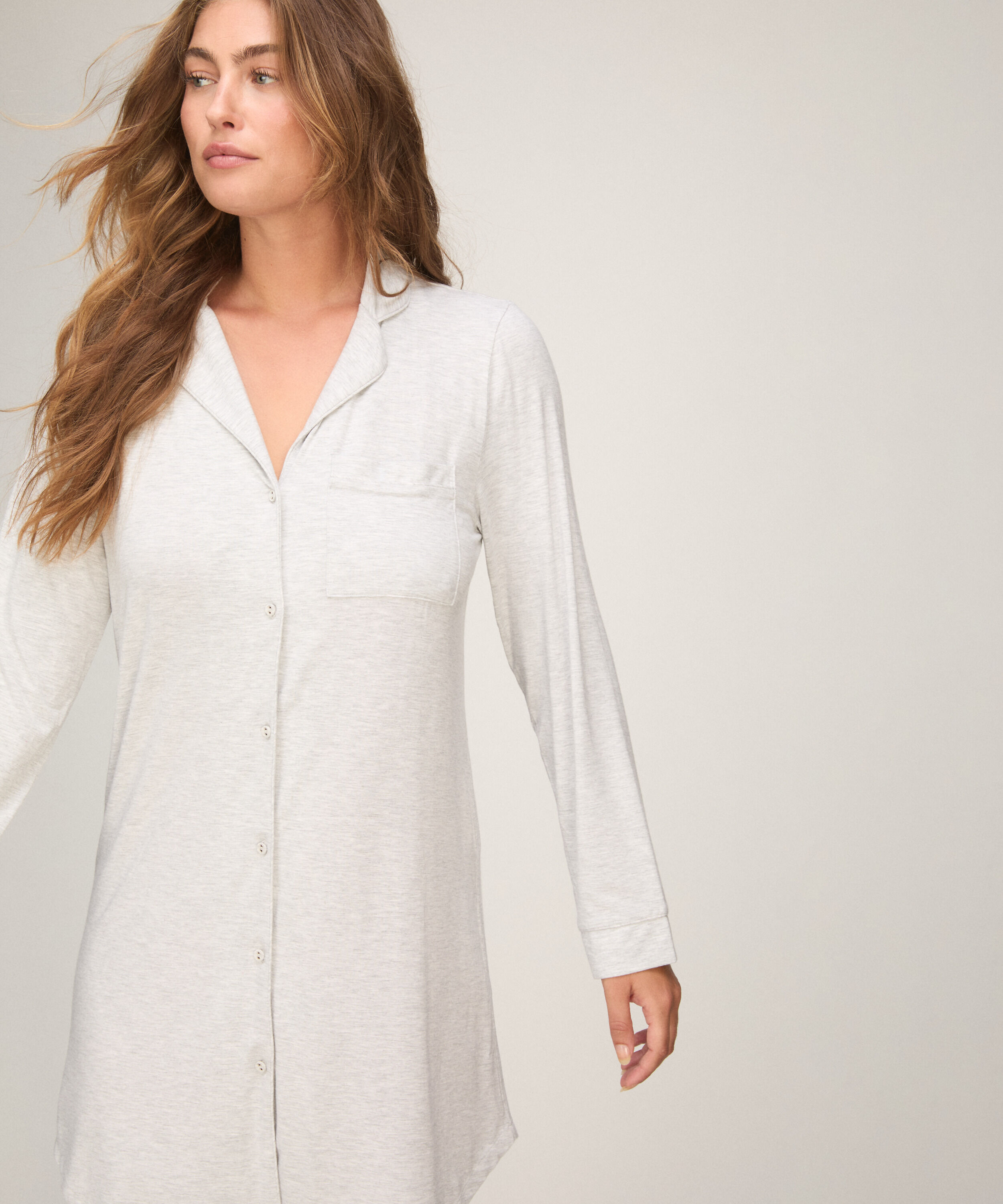 Vestido camisero de manga larga de jersey Essential, Gris