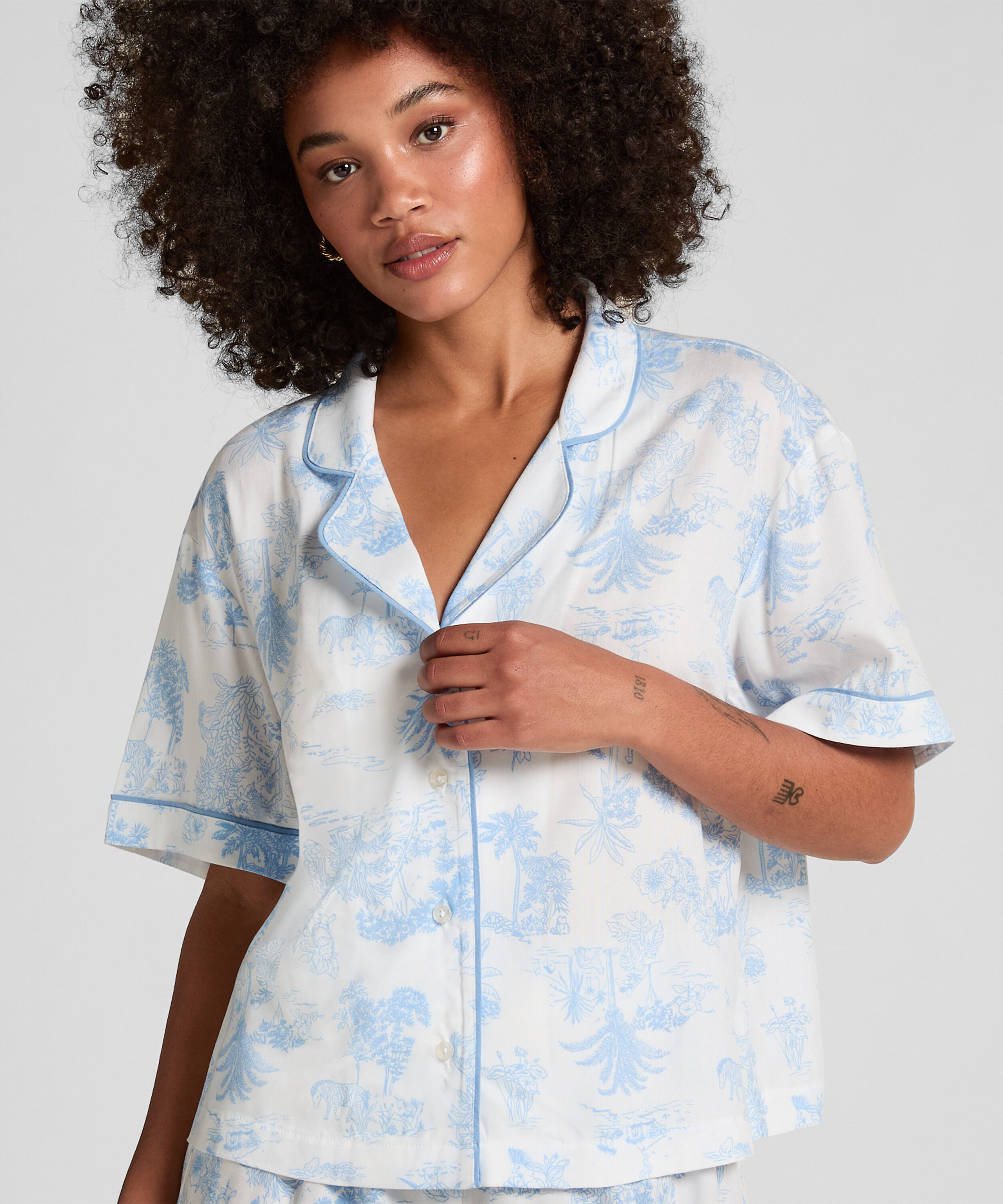 Chaqueta de manga corta, Azul