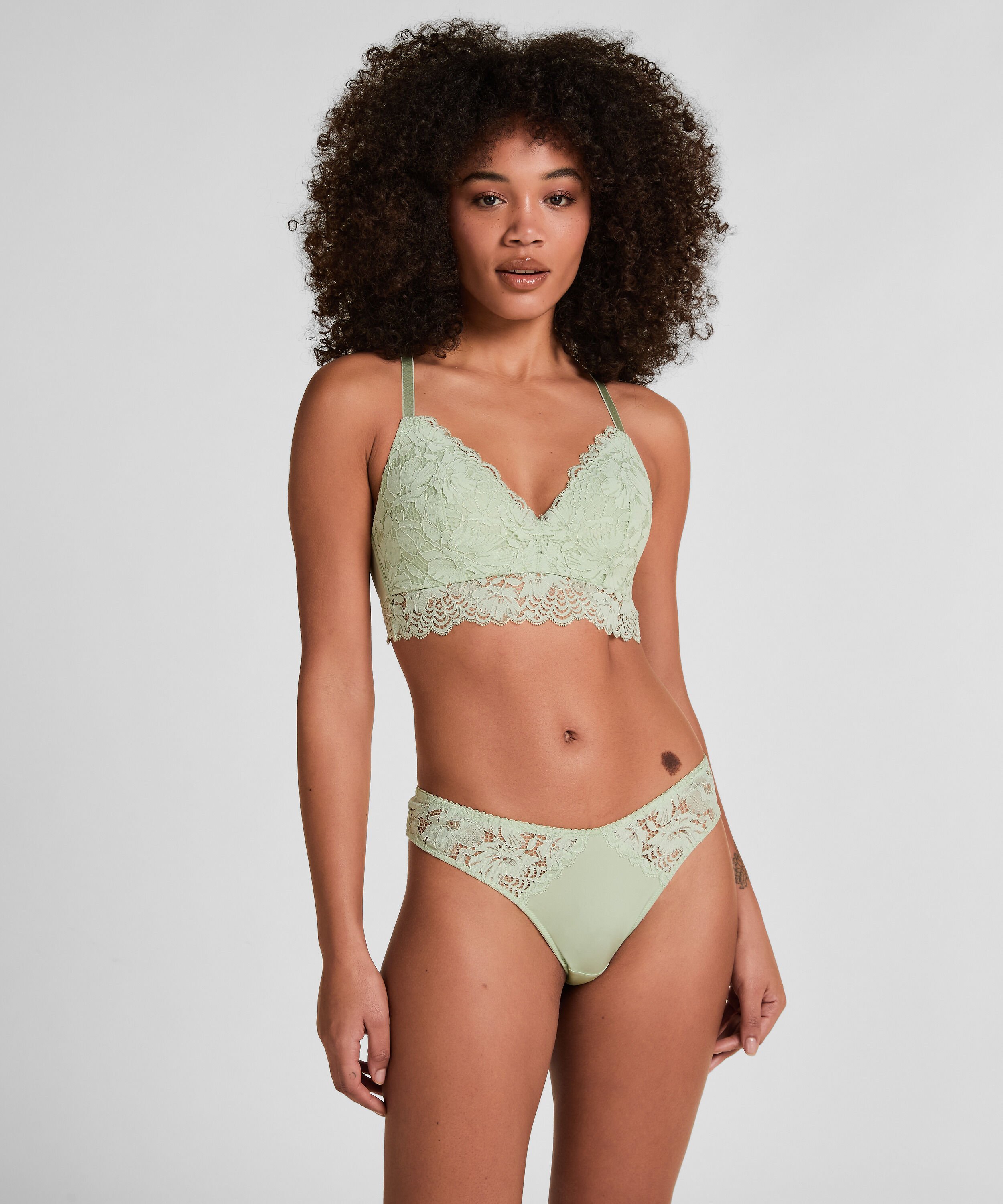 Tanga Andrea, Verde Tanga Andrea, Verde