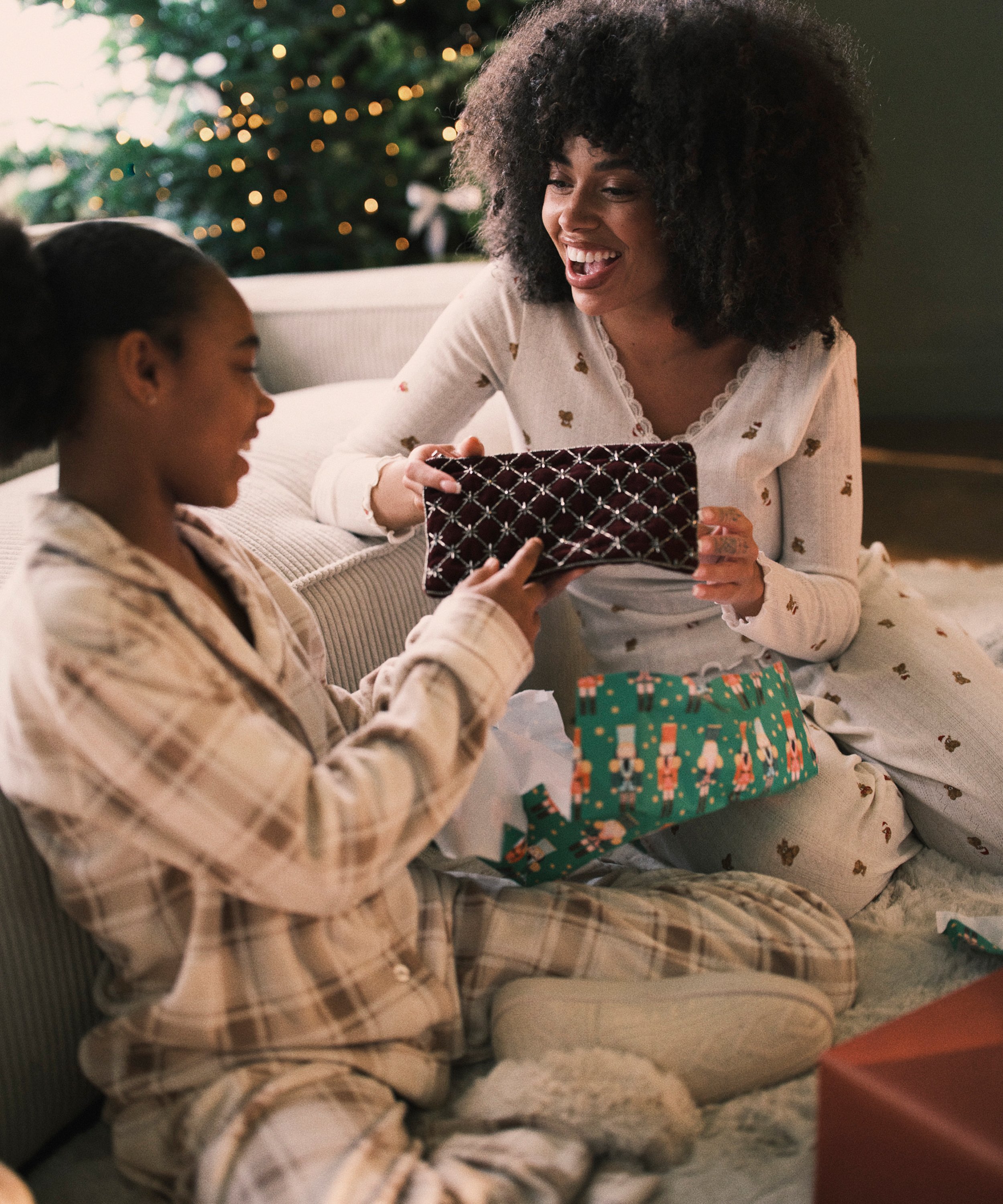 Bolsa de cuentas, Morado, main