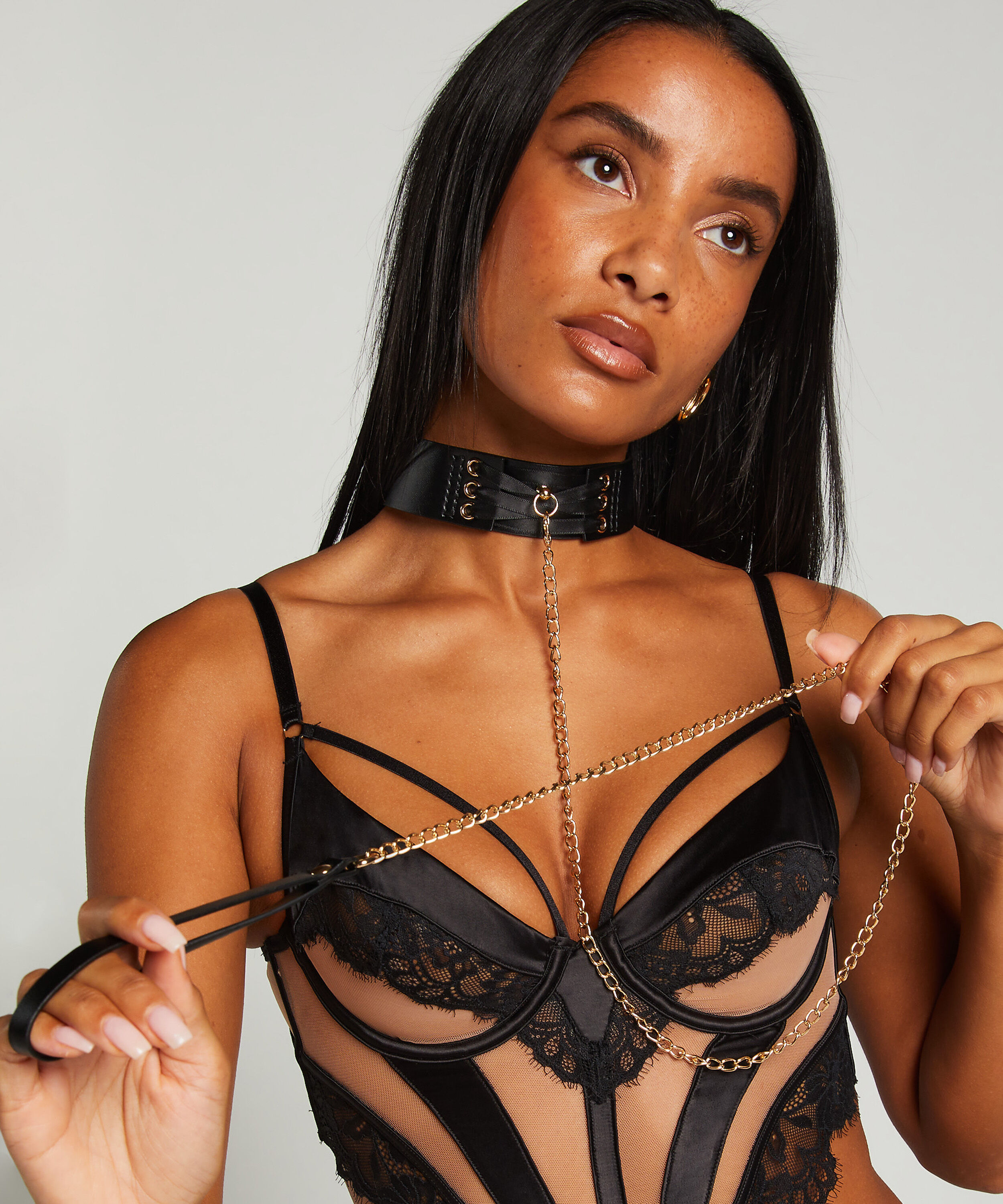 Private Choker Leash, Negro