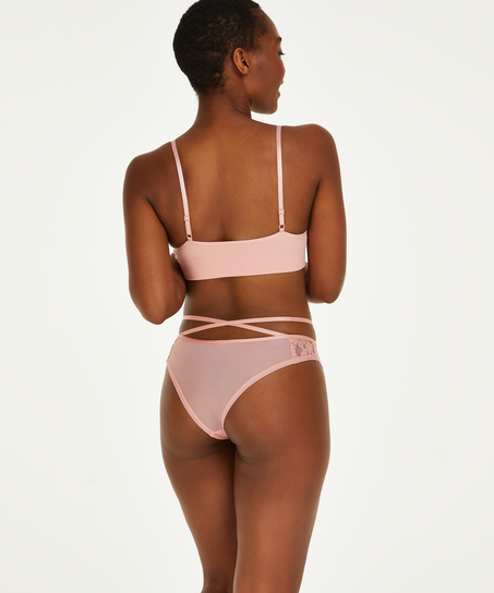 Brasileña Isabelle, Rosa