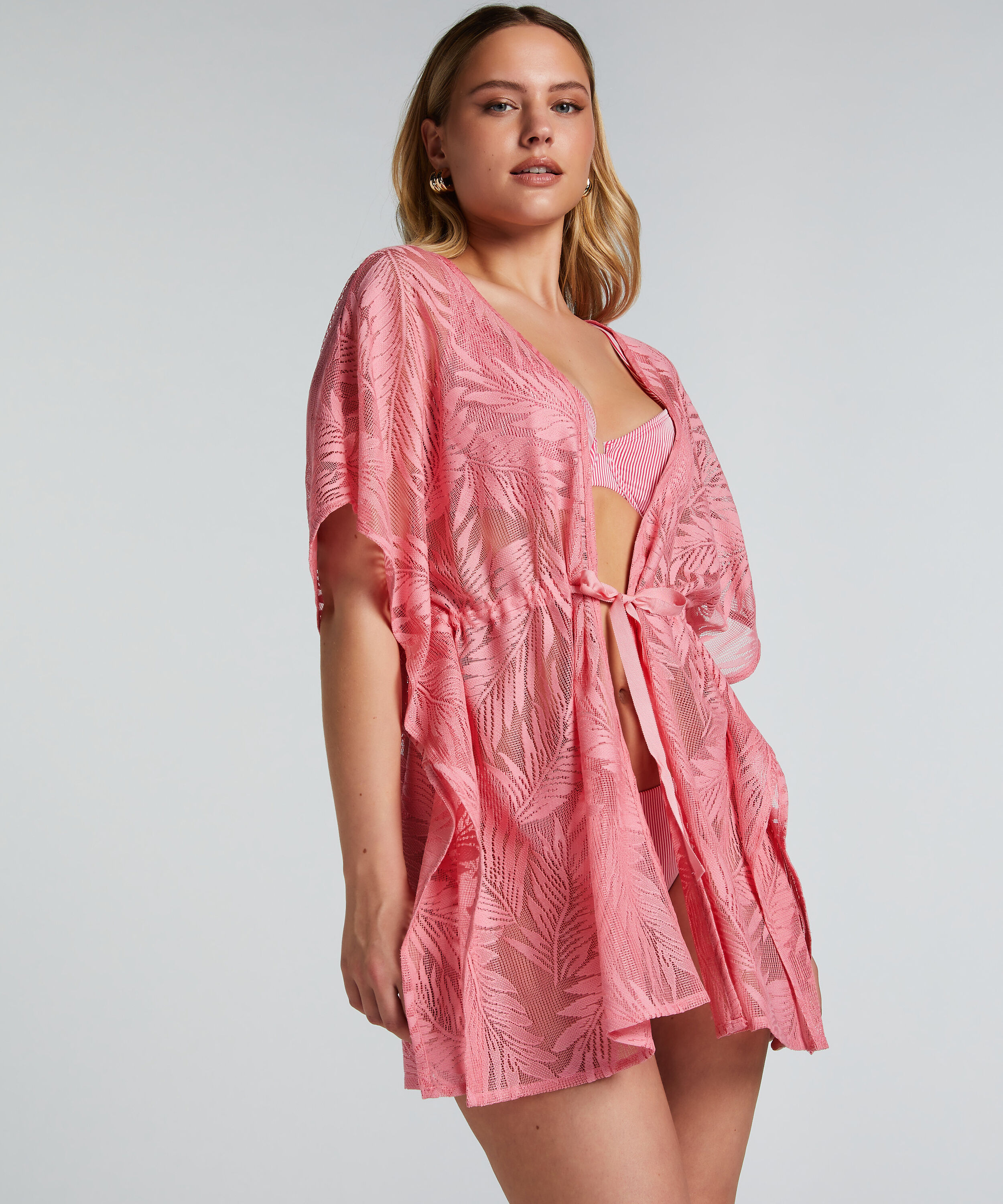 Vestido de playa, Rosa