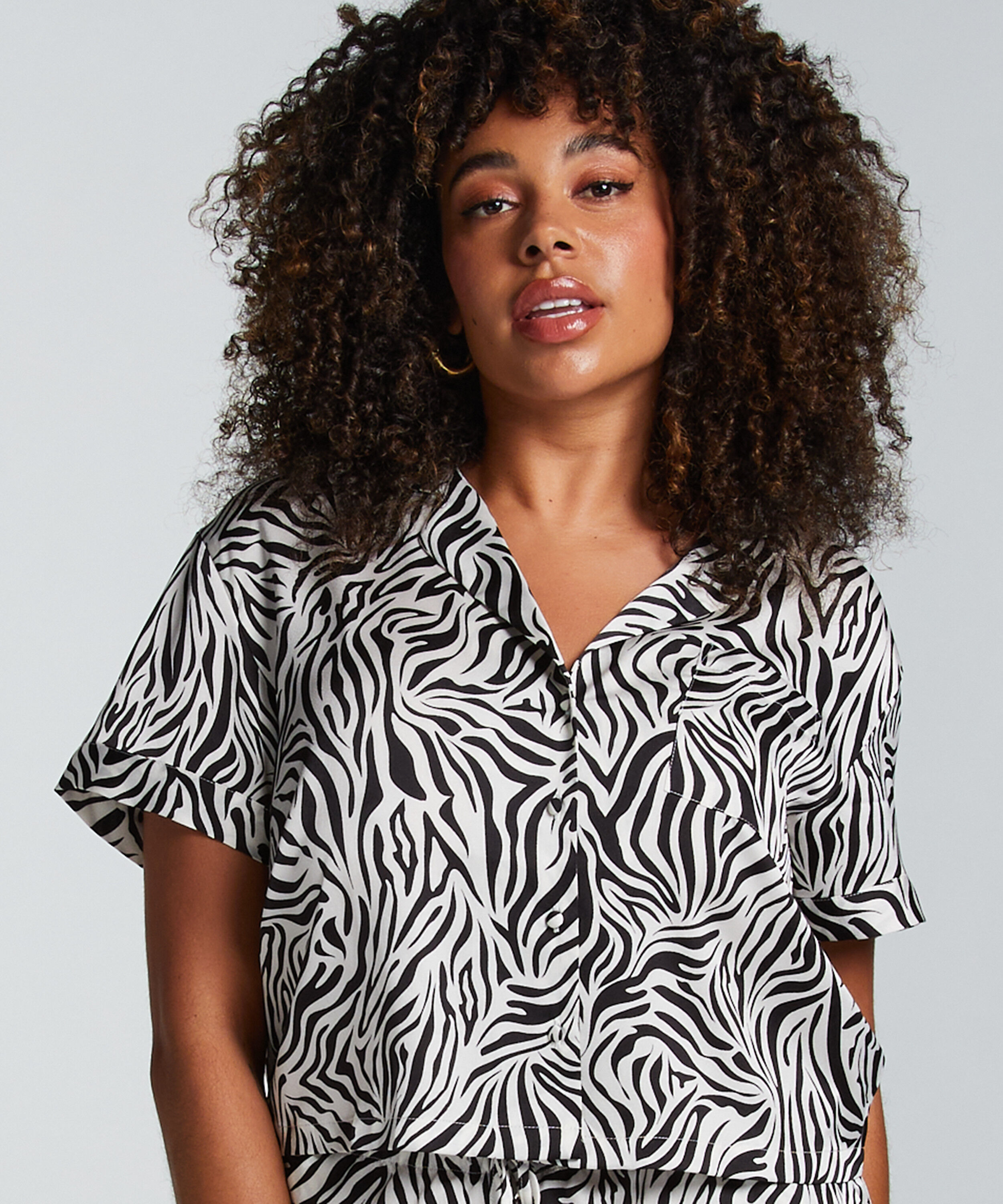 Chaqueta de manga corta de satén, Blanco