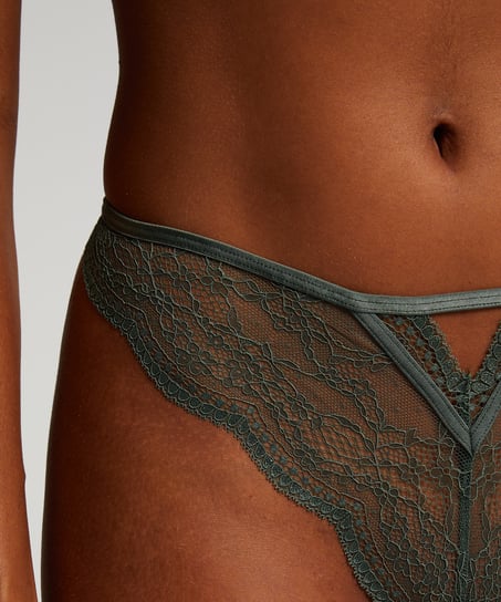 Cheekini Isabelle, Verde