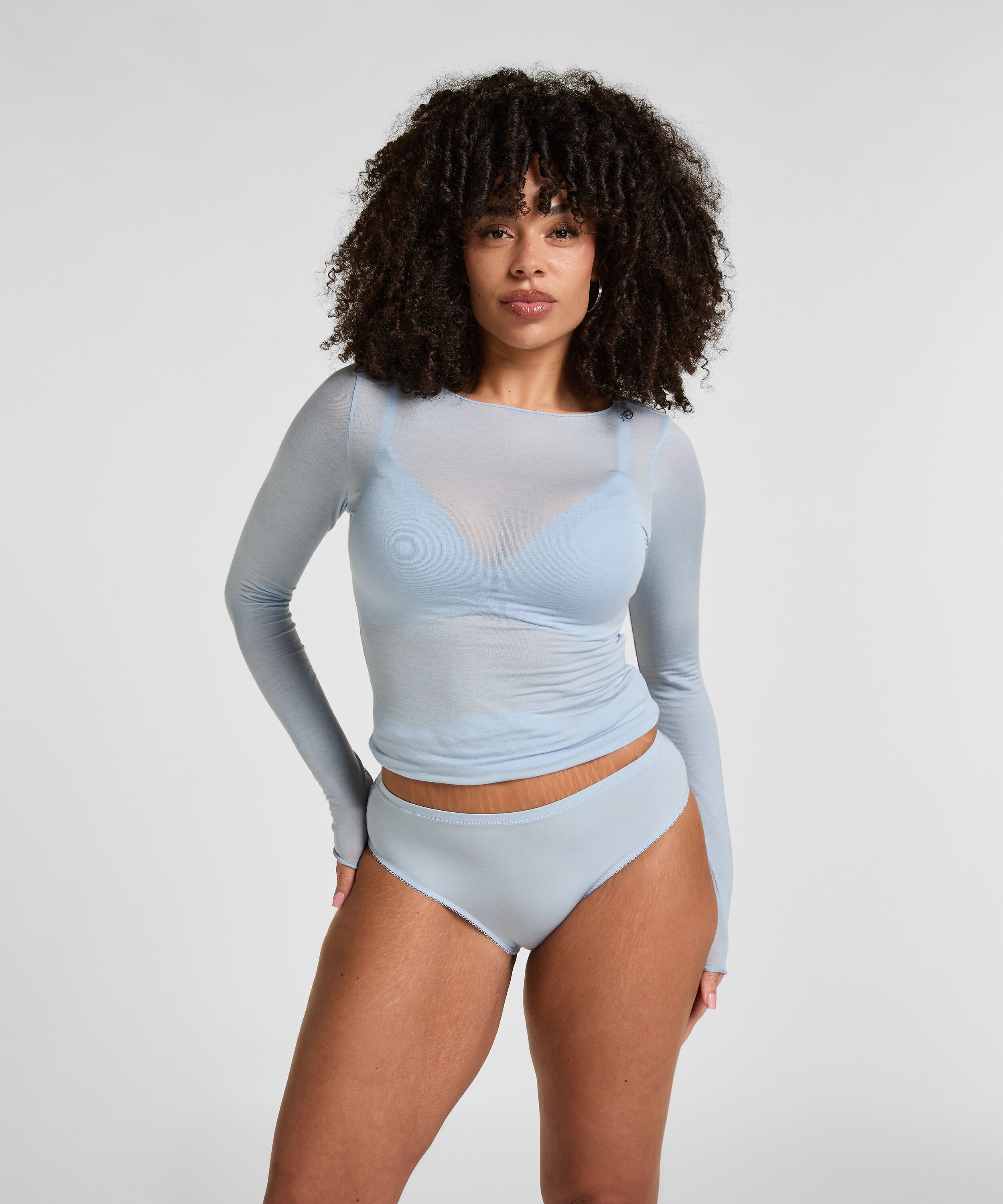 Brasileña Alex, Azul