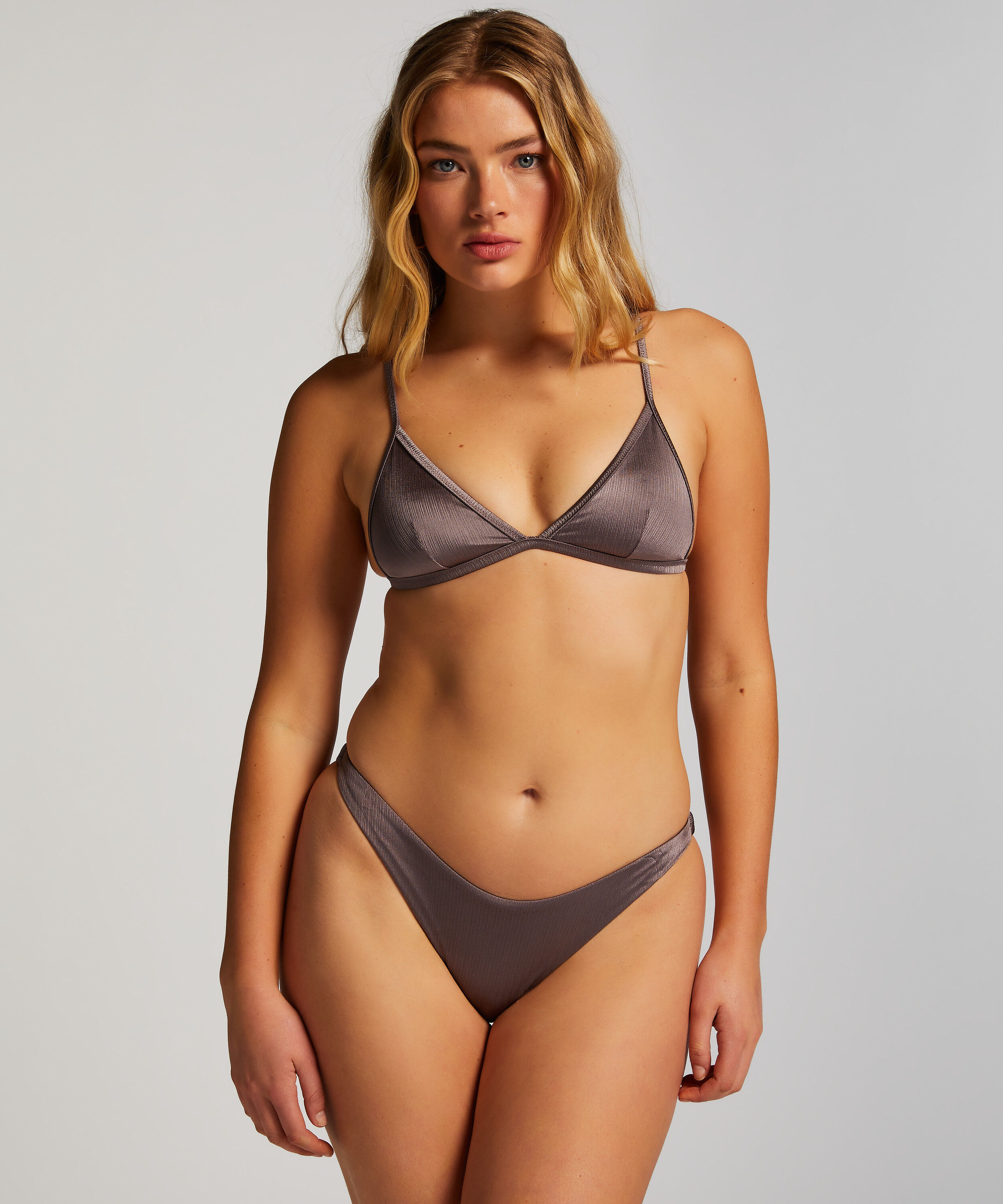 Braguita de Bikini de Corte Alto Luna, Gris