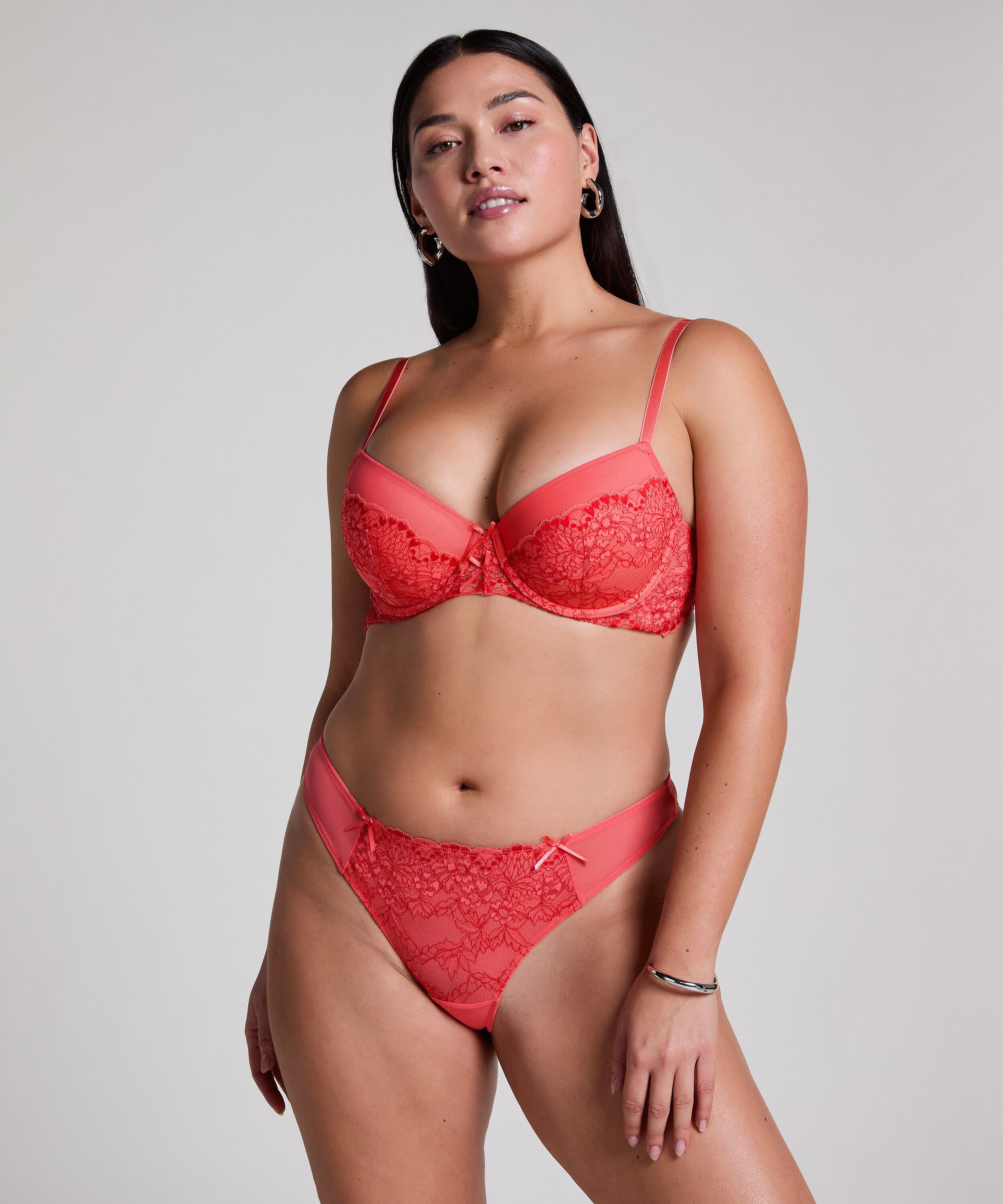 Tanga Cherry, Rosa