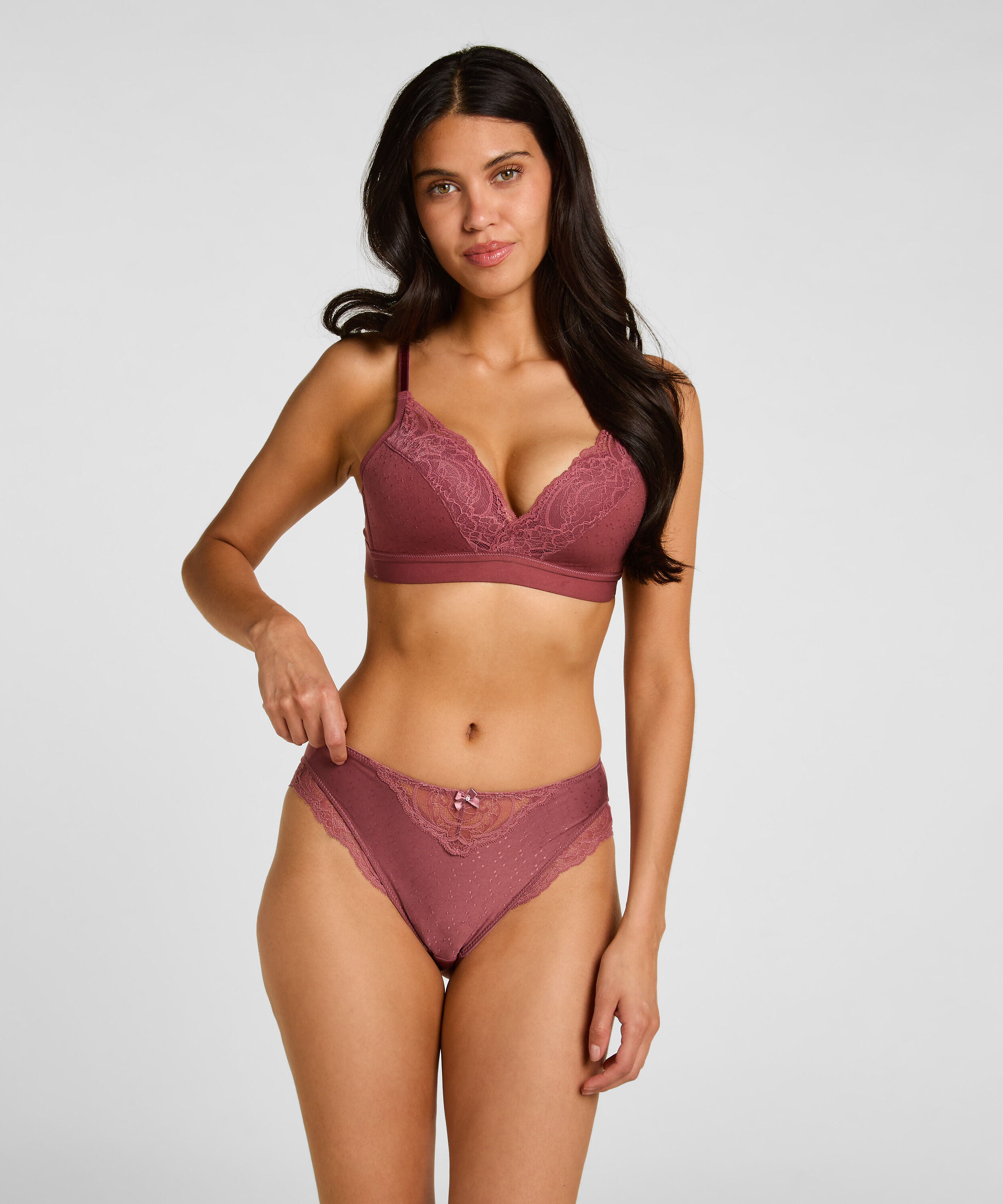 Braguita Sophie, Morado