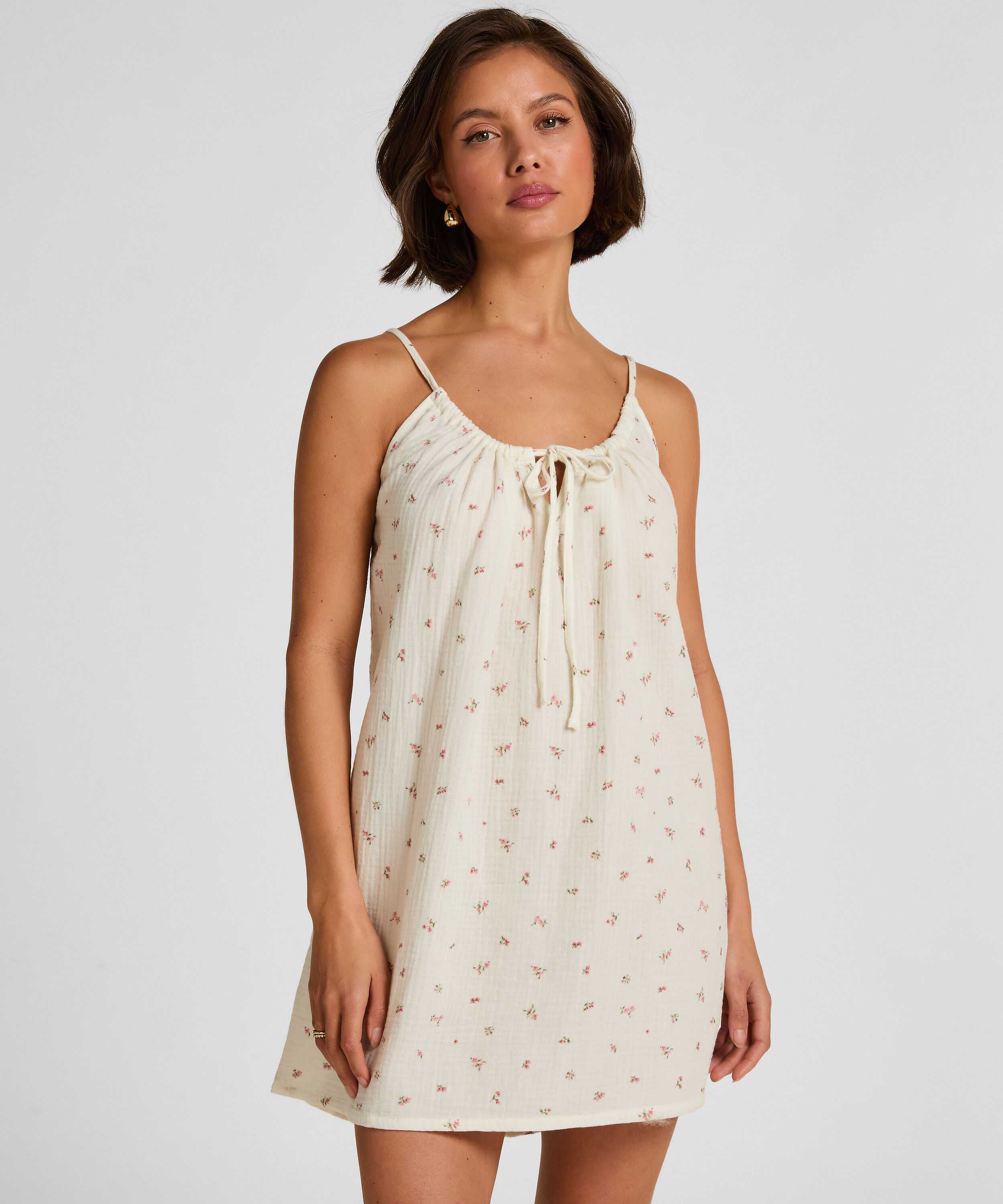 Vestido camisero de muselina