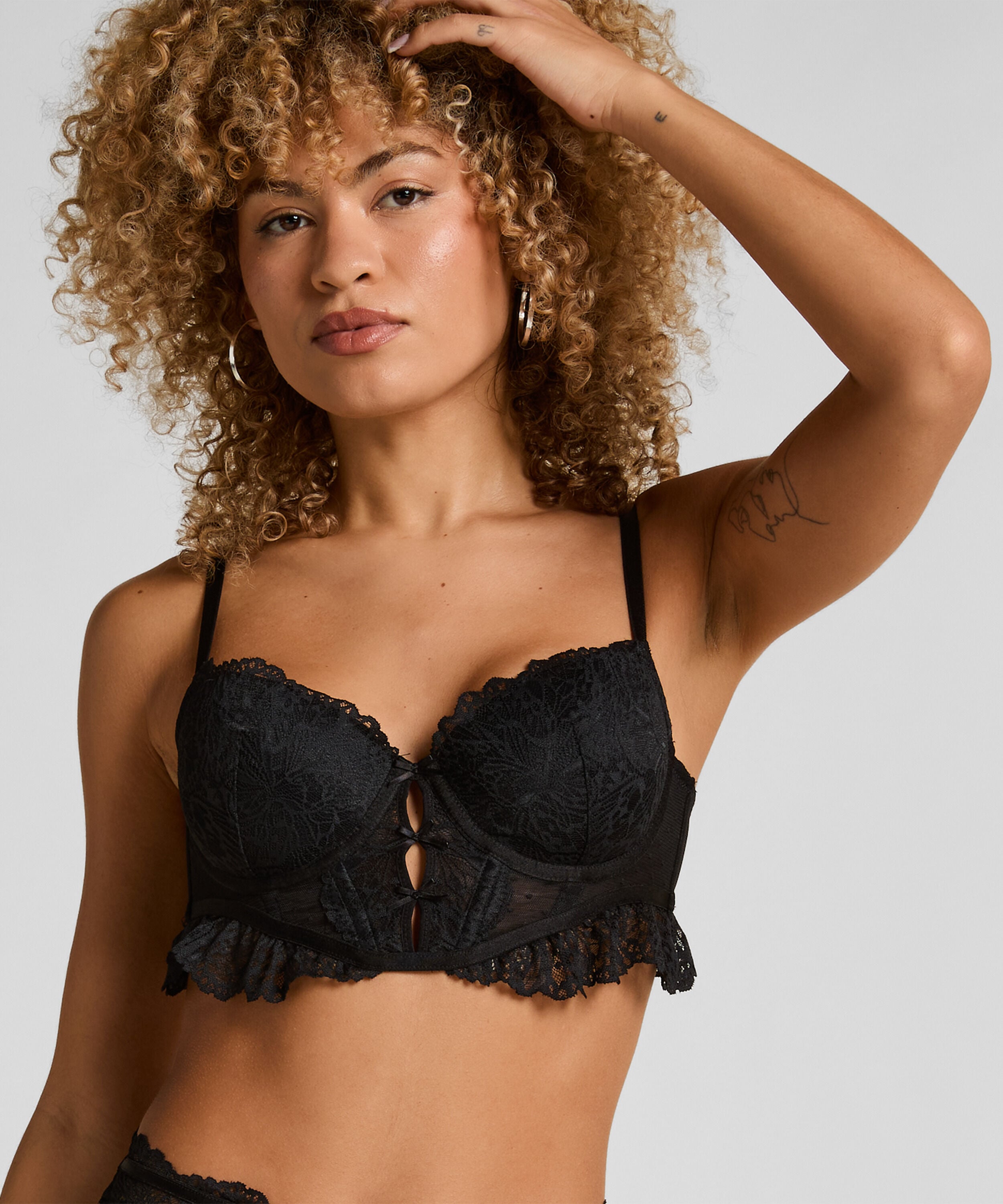 Sujetador longline Posie de aros preformado, Negro