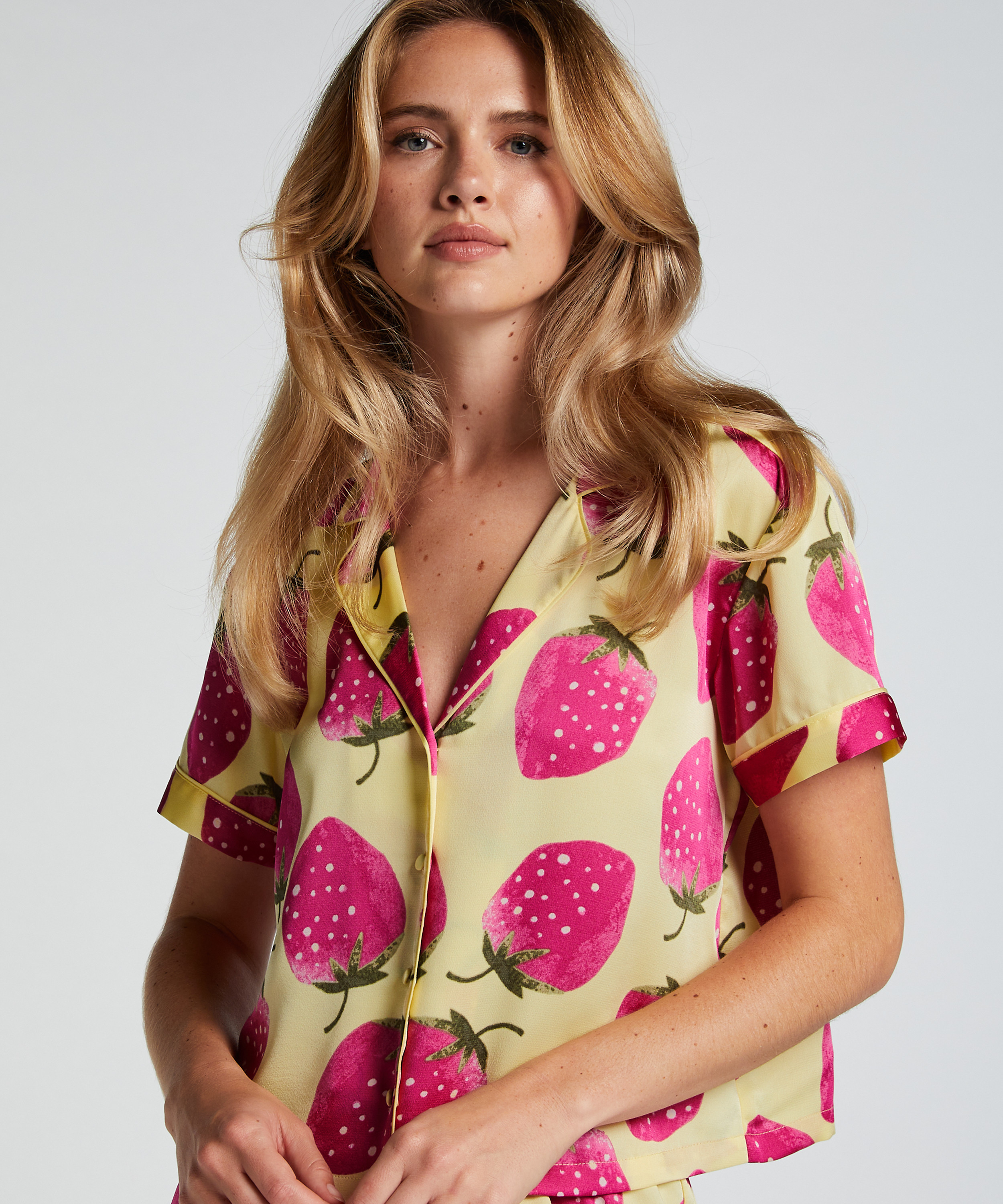 Chaqueta de manga corta de sat&eacute;n, Amarillo, main