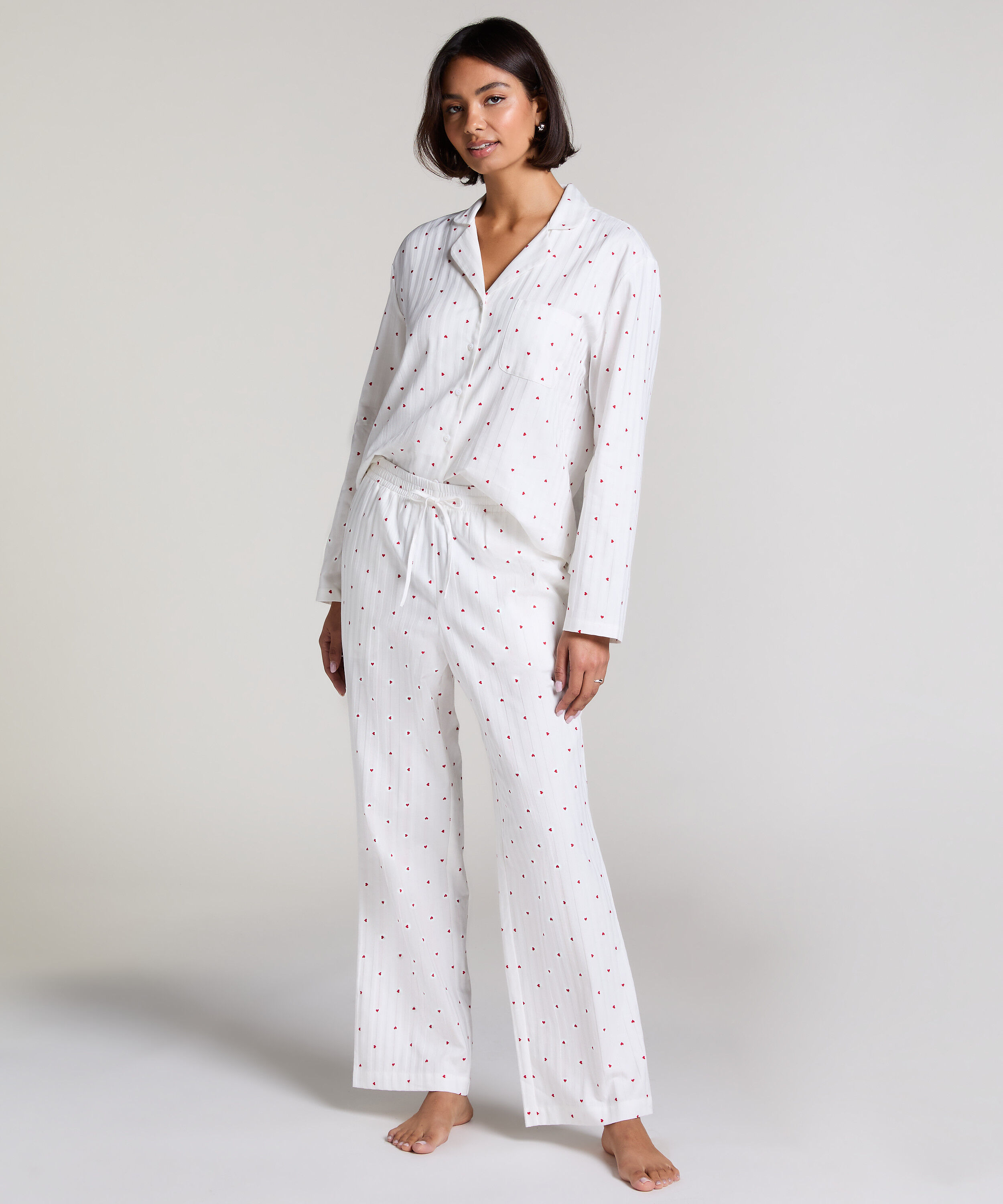 Jacquard Hearts Petite pantalón de pijama, Blanco