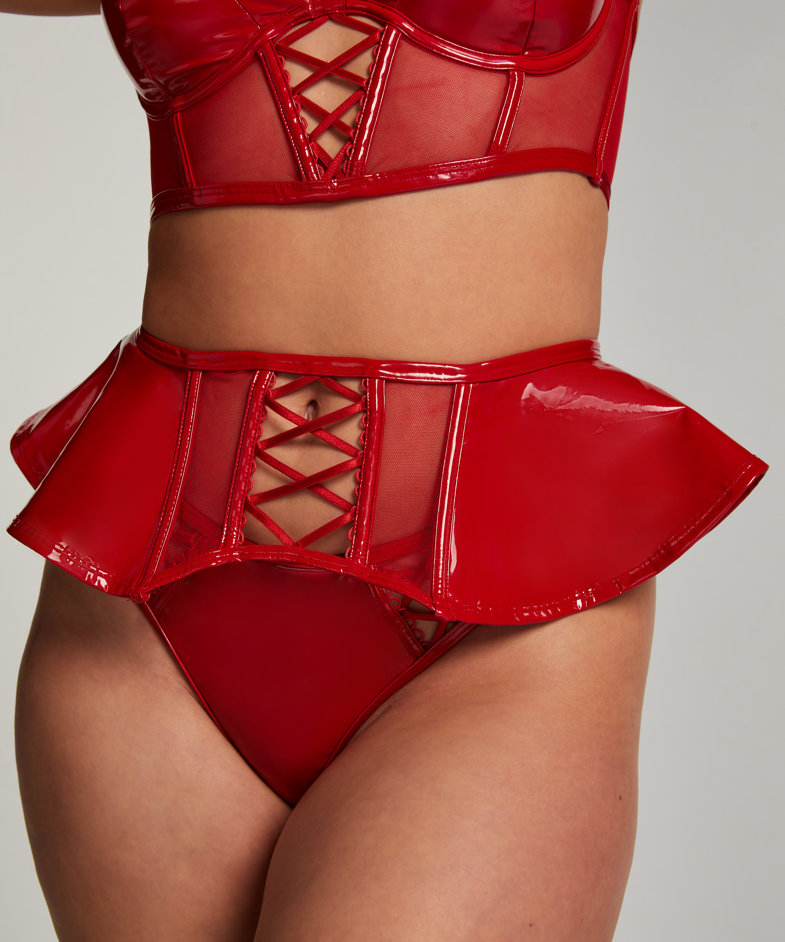 Liguero Wilde, Rojo, main