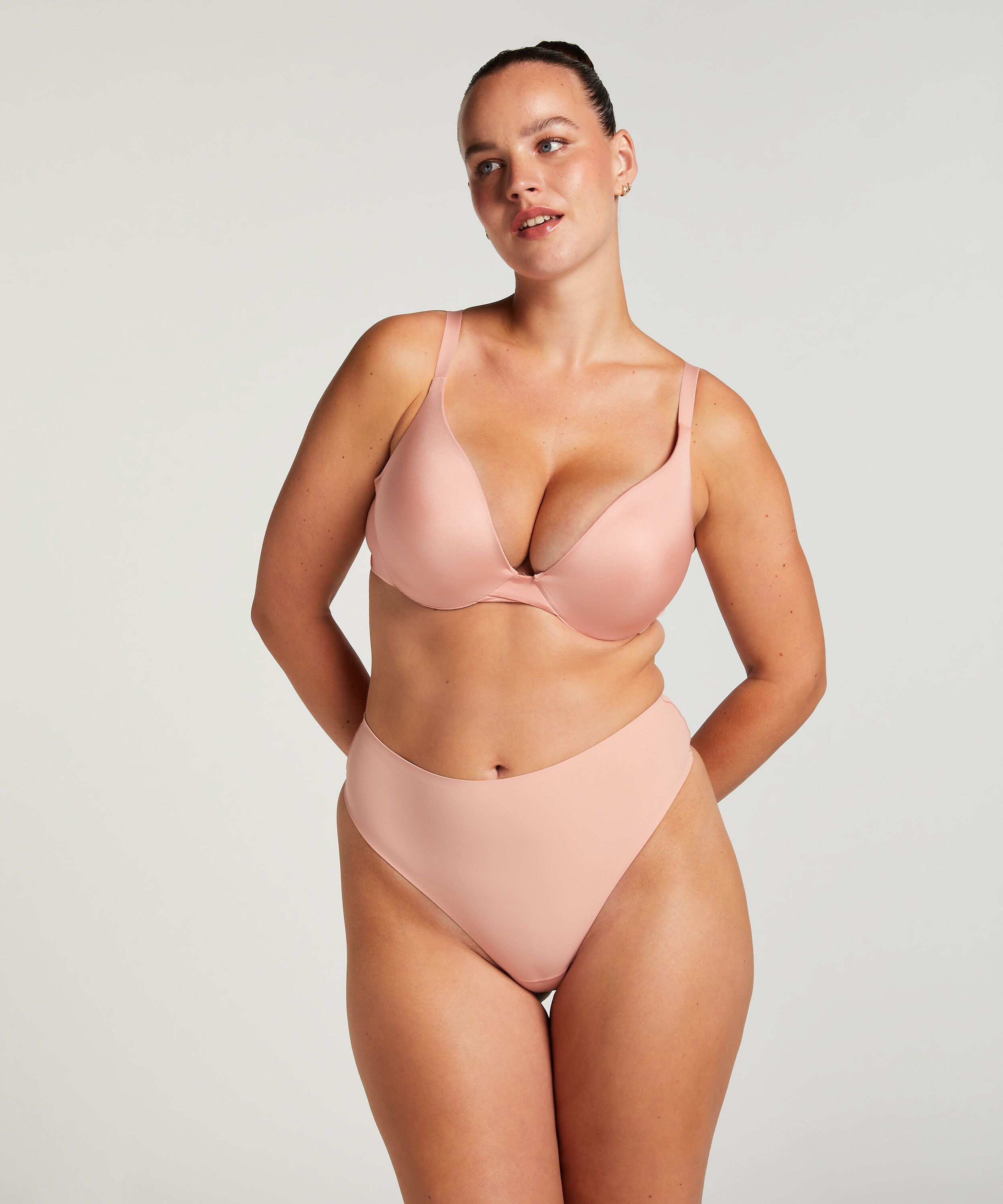 Sujetador push-up de aros preformado Smooth